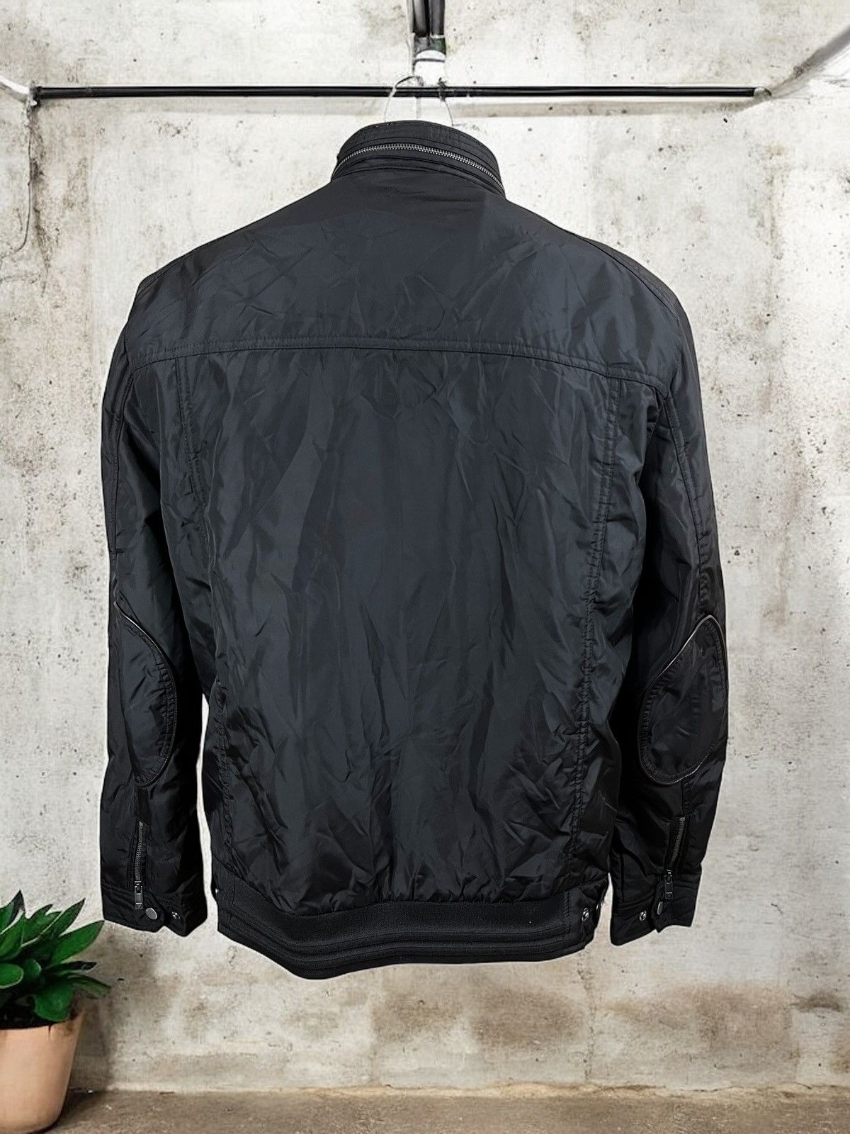 Guess GUESS bomber jacket size L Size US L / EU 52-54 / 3 - 4 Thumbnail