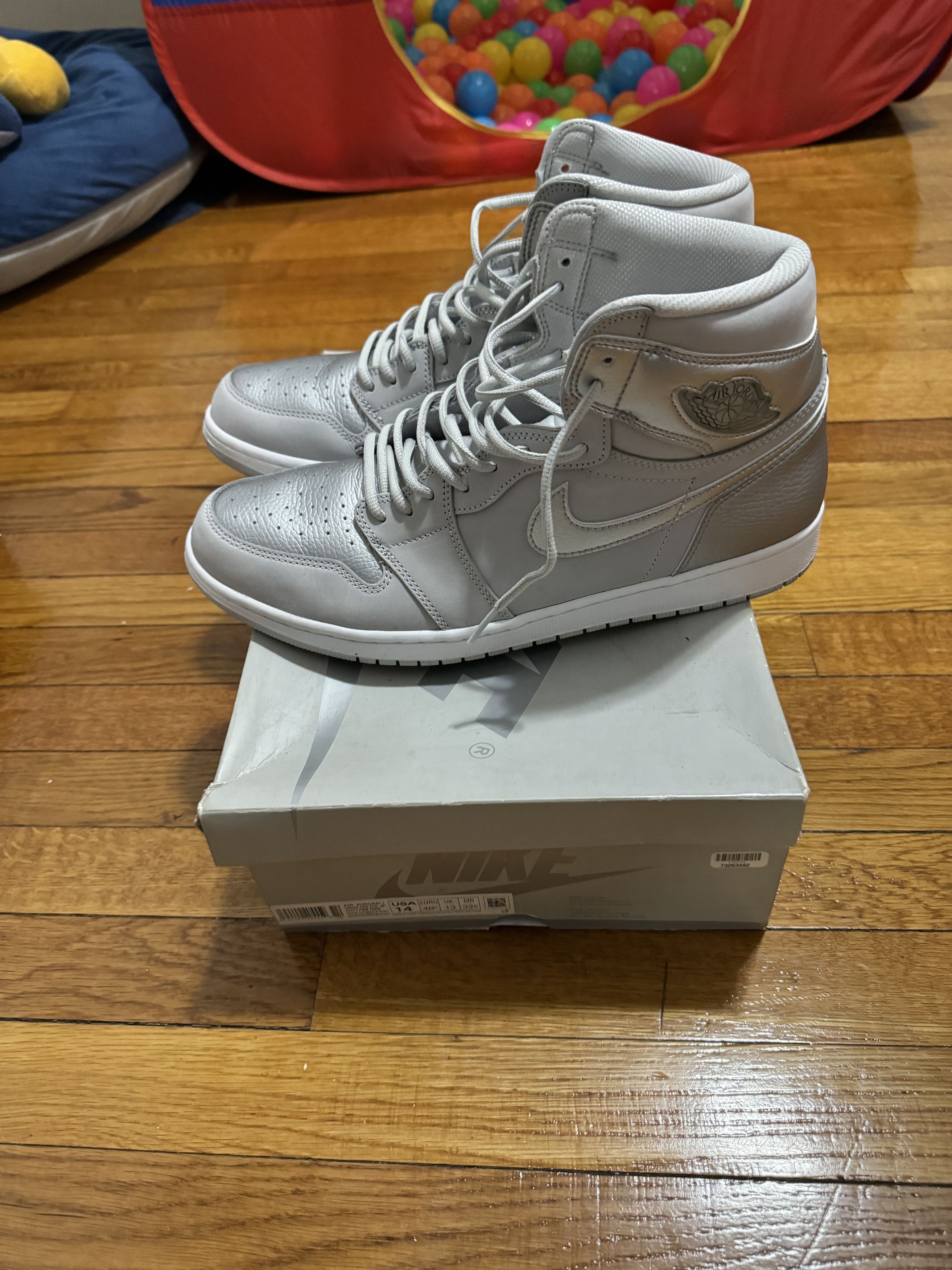 Jordan Brand Jordan 1 Anniversary Silver Tokyo CO.JP Size US 14 / EU 47 - 2 Thumbnail