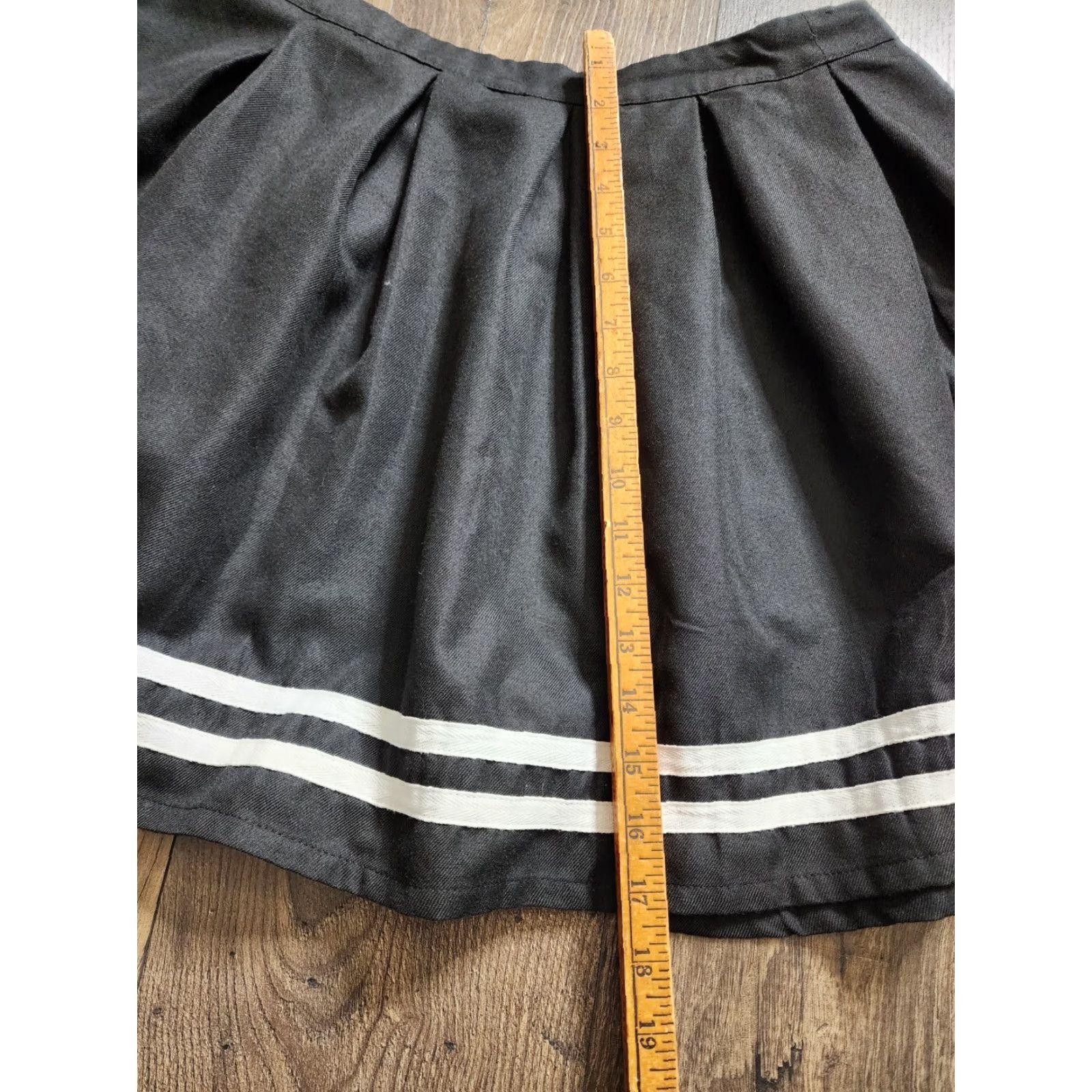 Hot Topic Hot Topic Skirt Women L Mini Stripes Grunge Goth Skater Emo Size 36" / US 14 / IT 50 - 2 Thumbnail