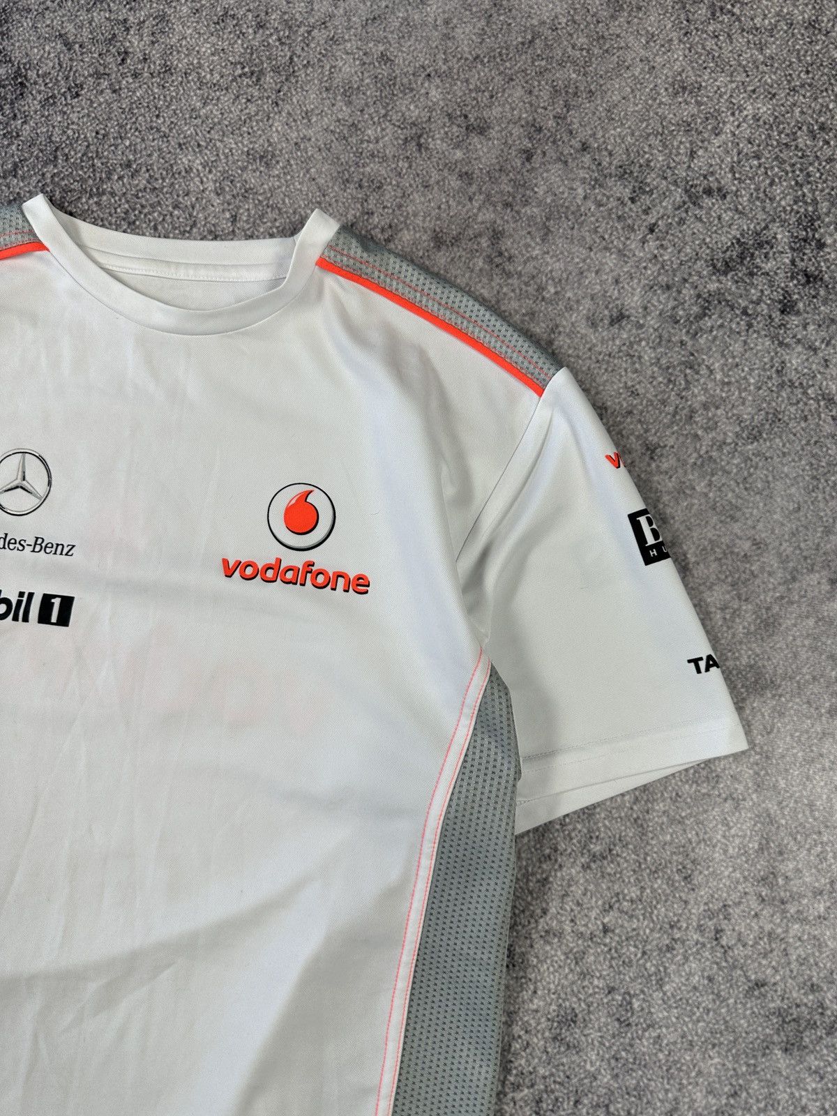 Mercedes-Benz Hugo BossVodafone Mercedes Benz T-shirt racing F-1 Rare M Size US M / EU 48-50 / 2 - 4 Thumbnail