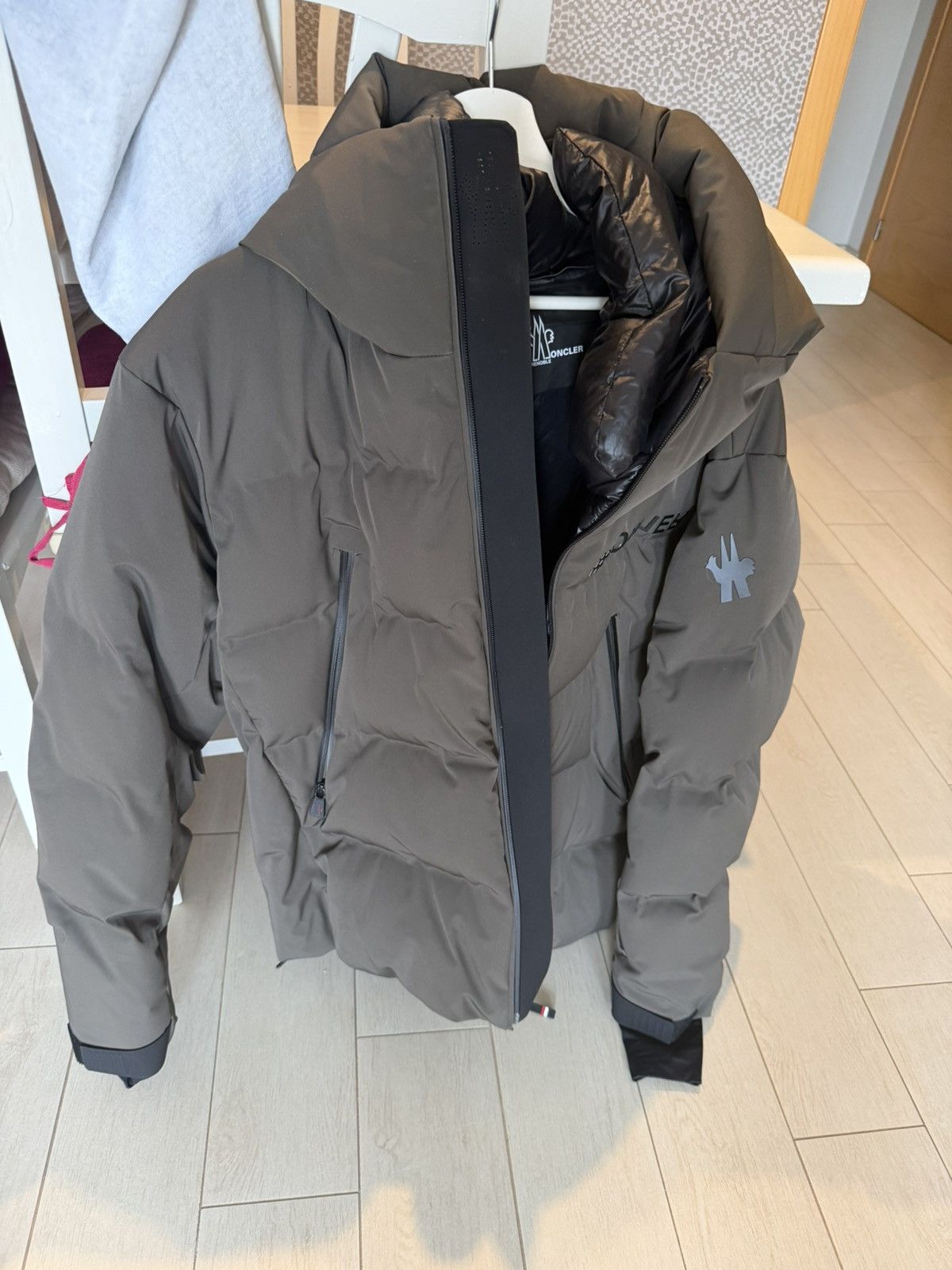 Moncler Grenoble Moncler Grenoble Technical Down Jacket – Khaki Green Size Size US XL / EU 56 / 4 - 1 Thumbnail
