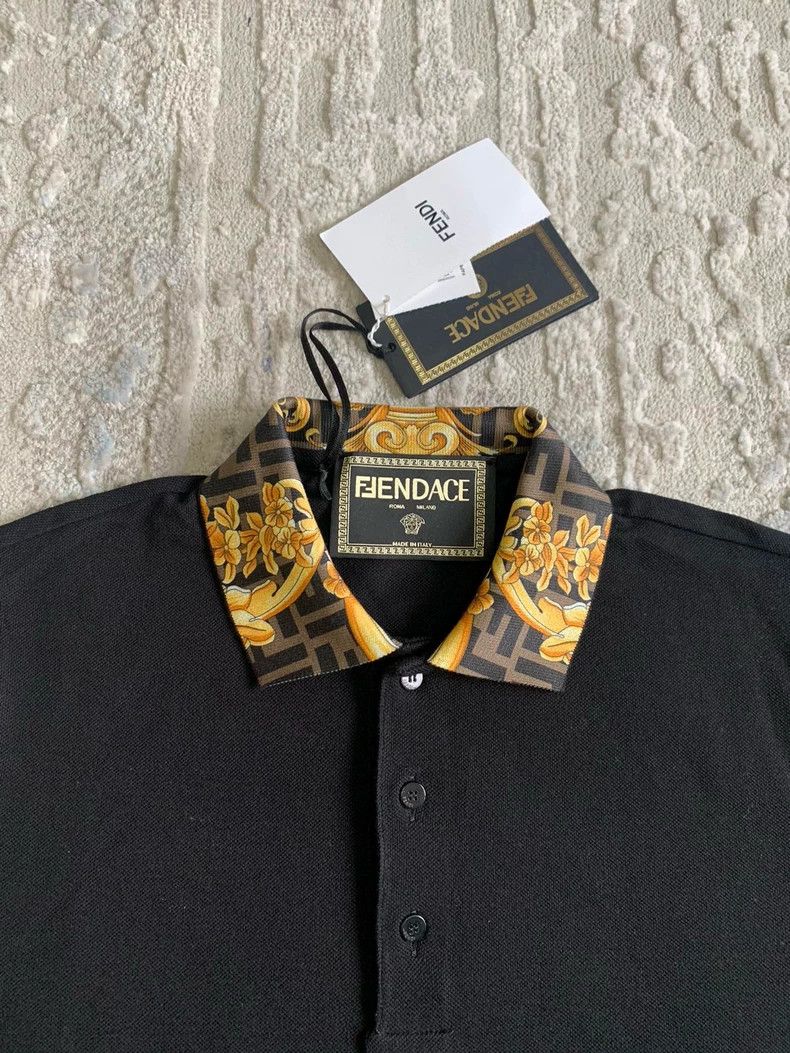 Versace Versace Co-branded color-blocked collar-edged short-sleeve Size US XS / EU 42 / 0 - 2 Thumbnail