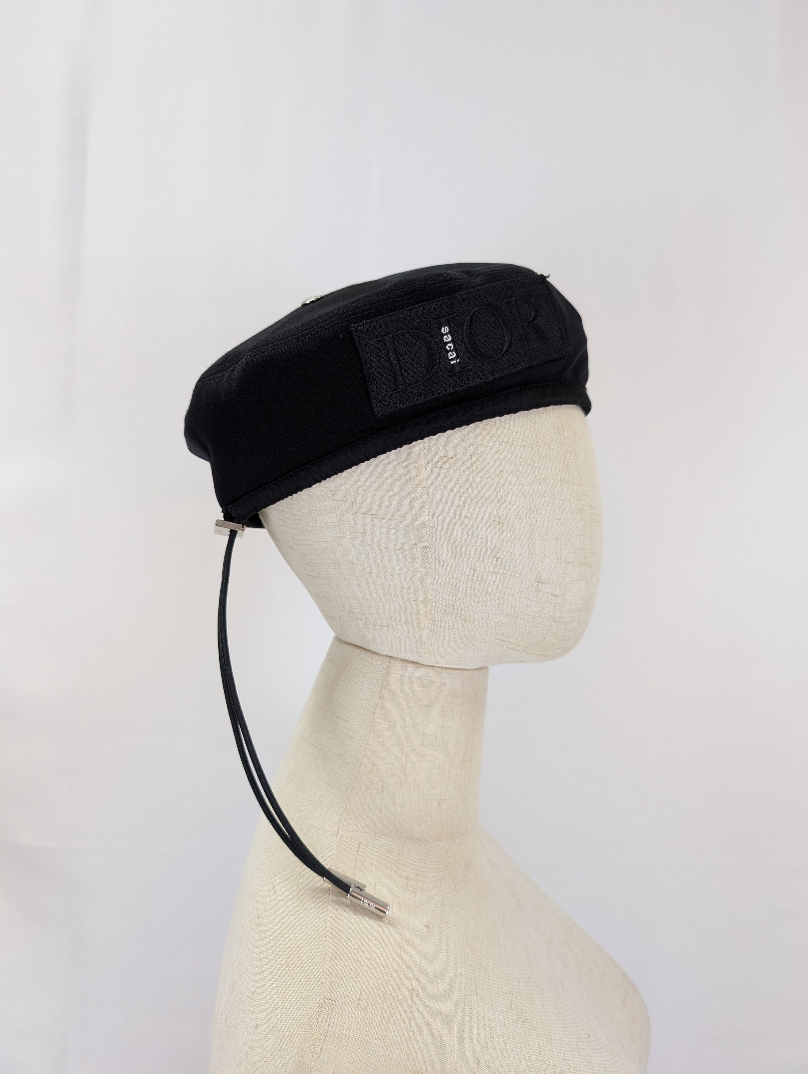 Dior × Sacai Black Beret With Drawstring Size ONE SIZE - 7 Thumbnail