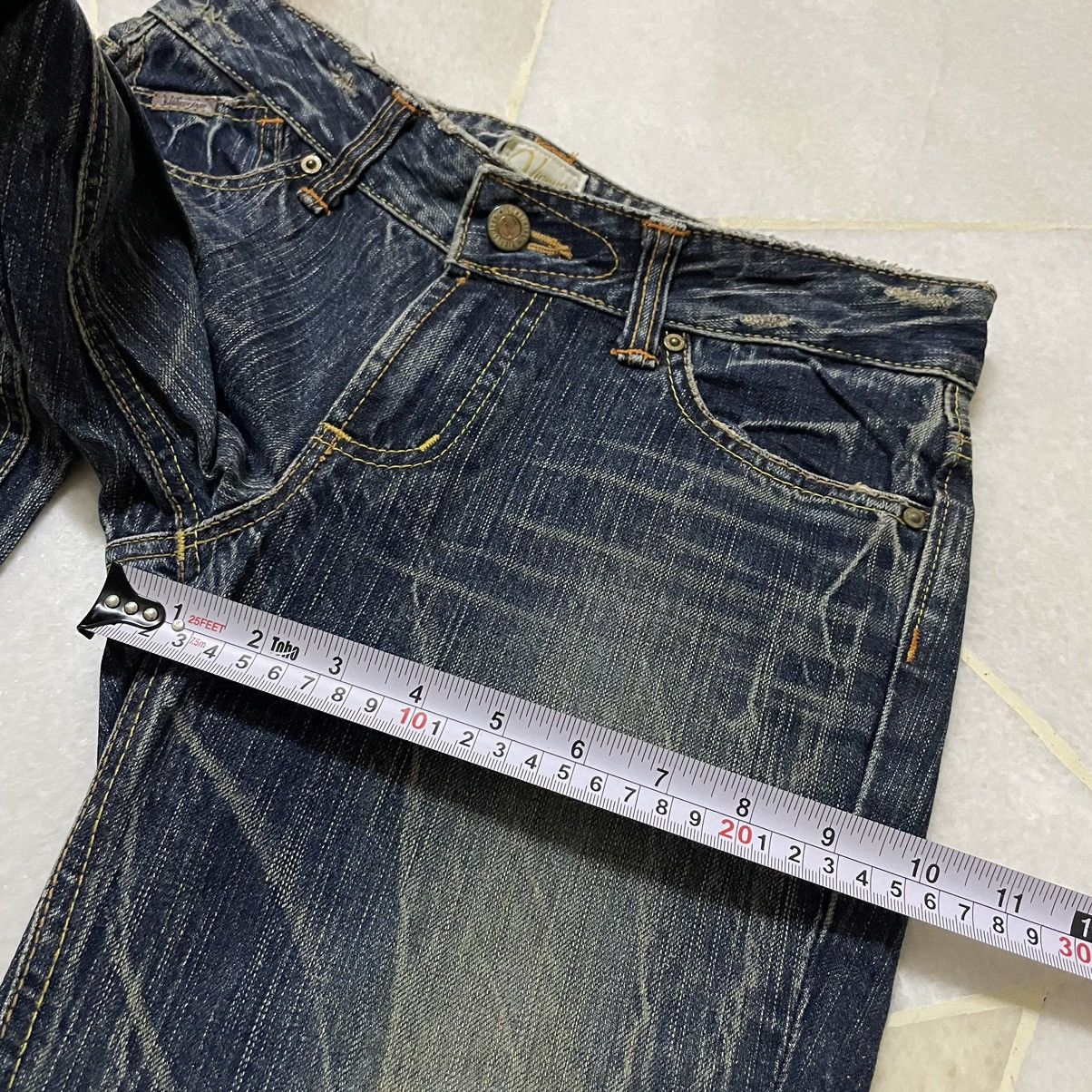 Le Grande Bleu (L.G.B.) ORIGINAL VINTAGE VEAGUS EDWIN FLARED JAPAN DENIM (28×39) Size US 28 / EU 44 - 12 Thumbnail