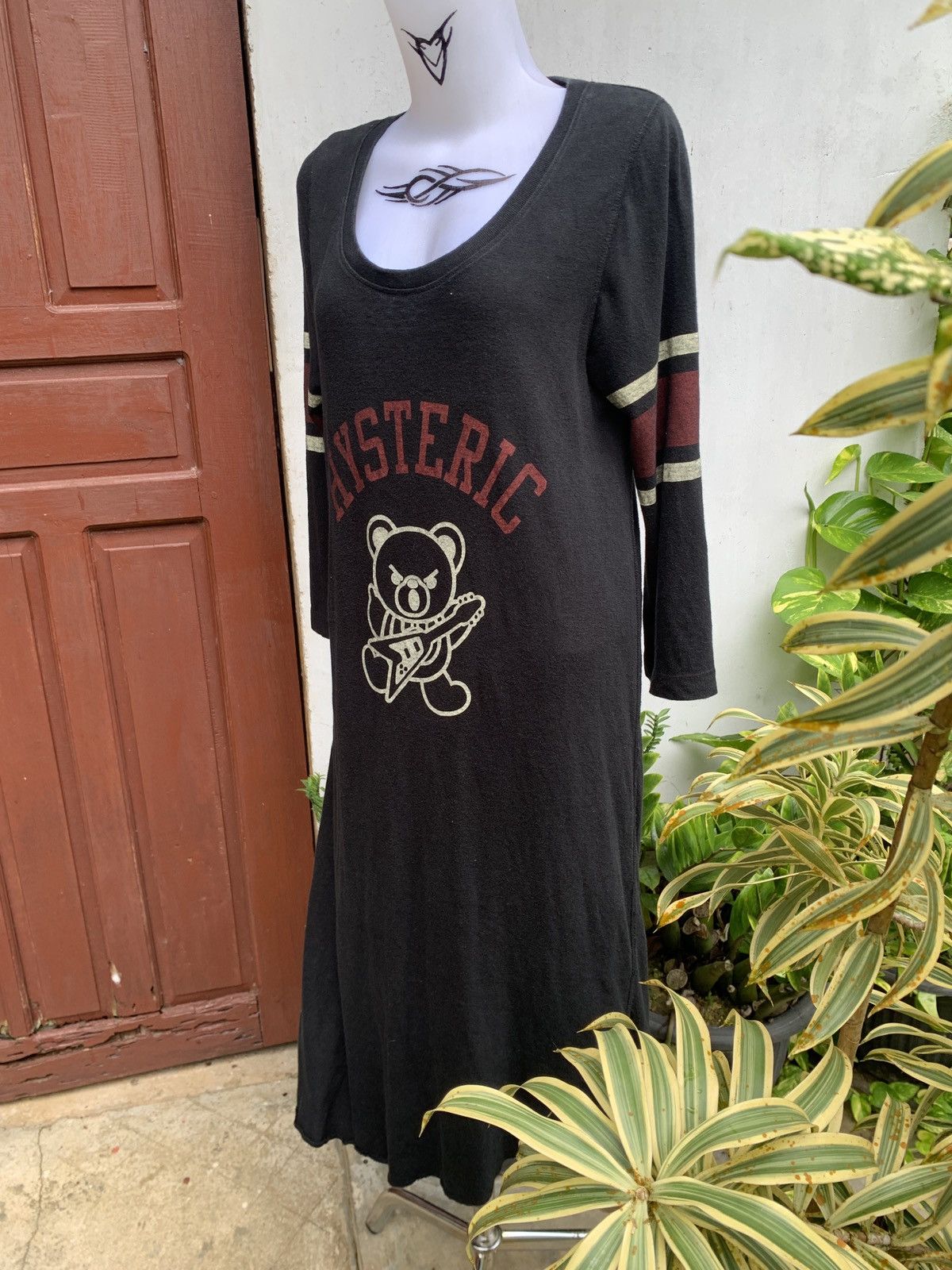 Hysteric Glamour × Japanese Brand × Public School Hysteric Glamour Japan Iconic Rockstar Bear Classic Dress Size ONE SIZE - 4 Thumbnail