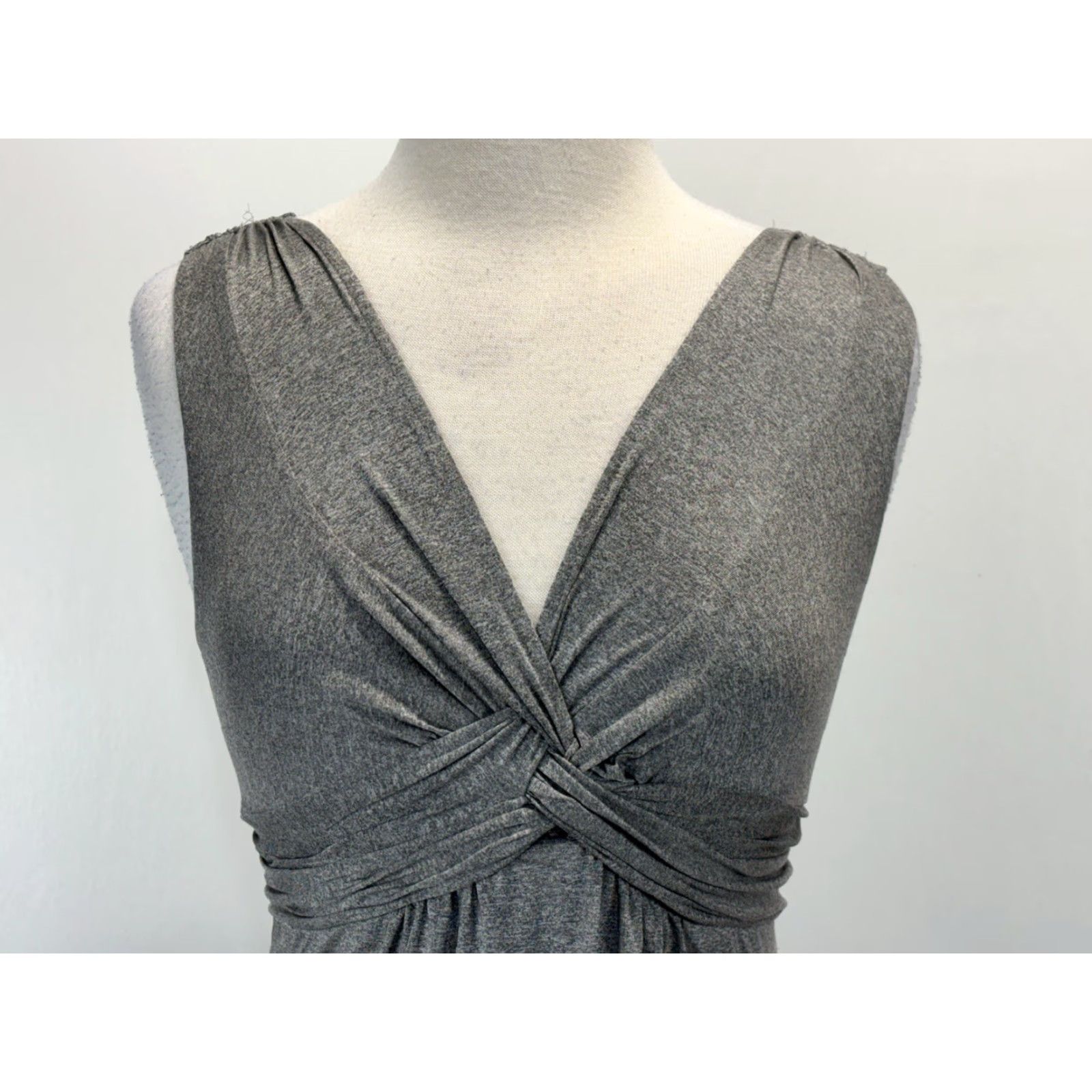 Vintage Soma Twist Front Dress XS Xsmall Grey Short Sleeveless Jersey Stretch Comfort - A-Line, V-Neck, Pullover, Solid, Casual, Travel, Jersey Size XS / US 0-2 / IT 36-38 - 5 Thumbnail