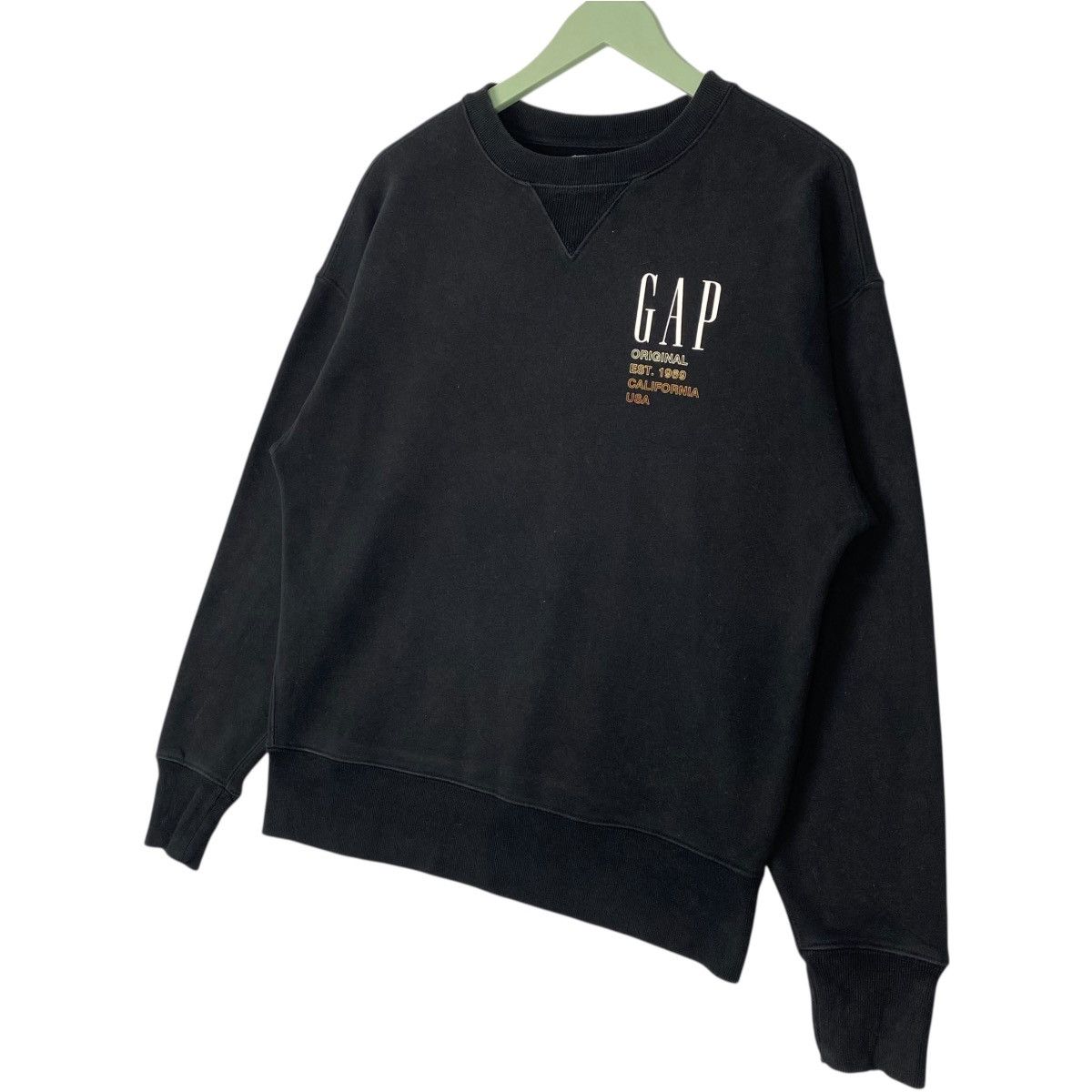 Vintage Vintage Gap Big Logo Printed Black Pullover Jumper Size M Size US M / EU 48-50 / 2 - 6 Thumbnail