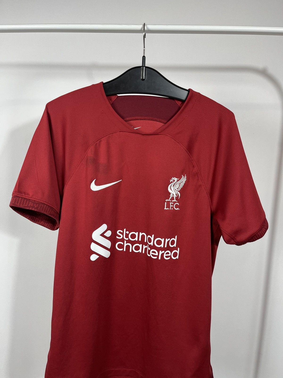 Nike Liverpool FC Nike Home Jersey 2022/23 Red Soccer Shirt S Size US S / EU 44-46 / 1 - 2 Thumbnail