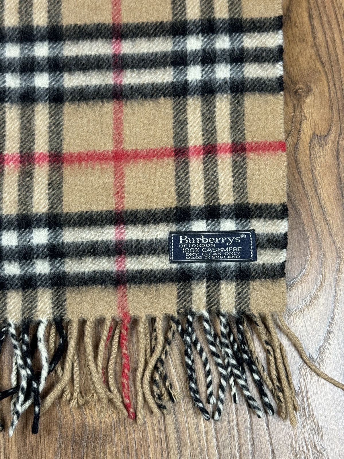 Burberry Vintage cashmere scarf Burberry’s 90s original luxury item Size ONE SIZE - 2 Thumbnail