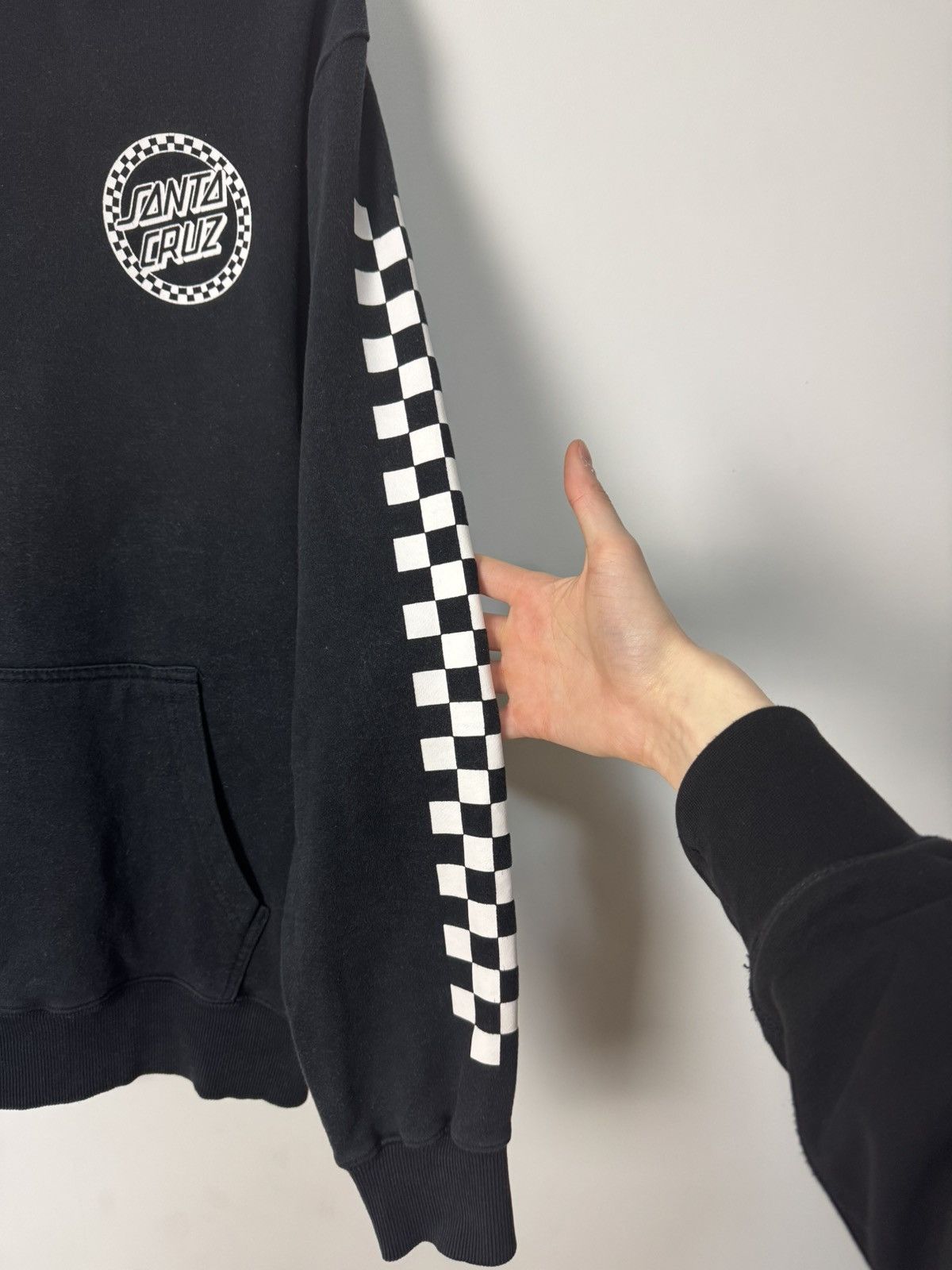 Santa Cruz Skateboards Vintage Santa Cruz Logo Hoodie Streetwear Y2K Skater Style Size US M / EU 48-50 / 2 - 4 Thumbnail