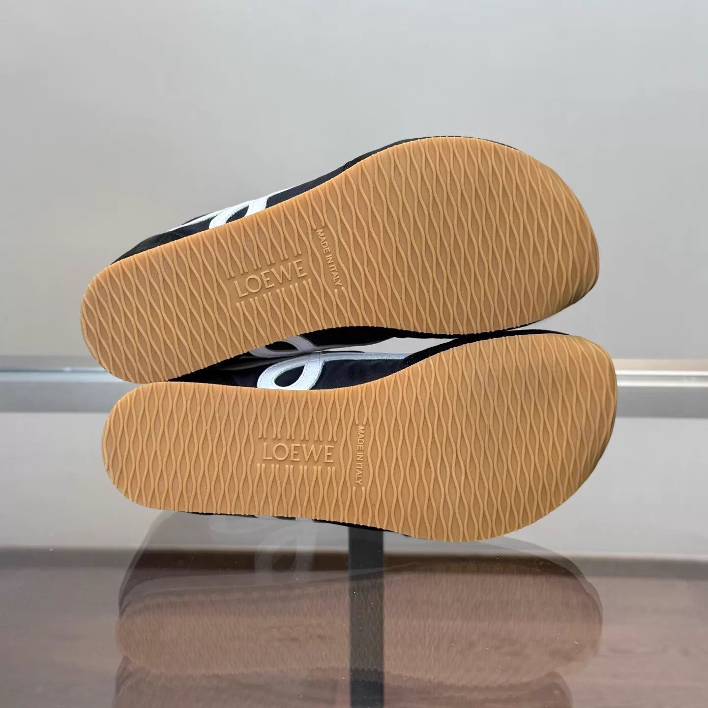 Loewe Loewe Ballet Runner 2.0 Black 36 New Box Size US 5.5 / IT 35.5 - 7 Thumbnail