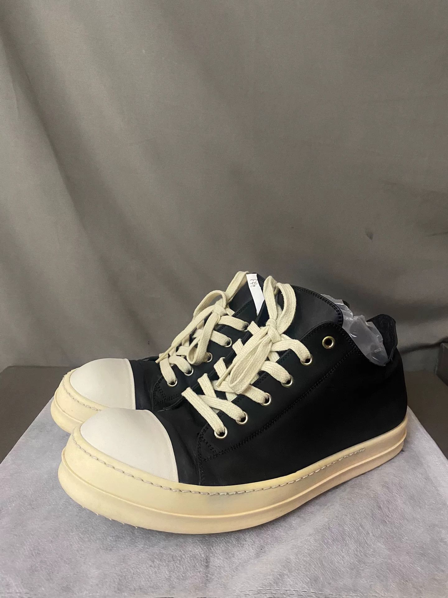 Rick Owens rick owens low-top leather sneakers size 43 Size US 10.5 / EU 43-44 - 1 Thumbnail
