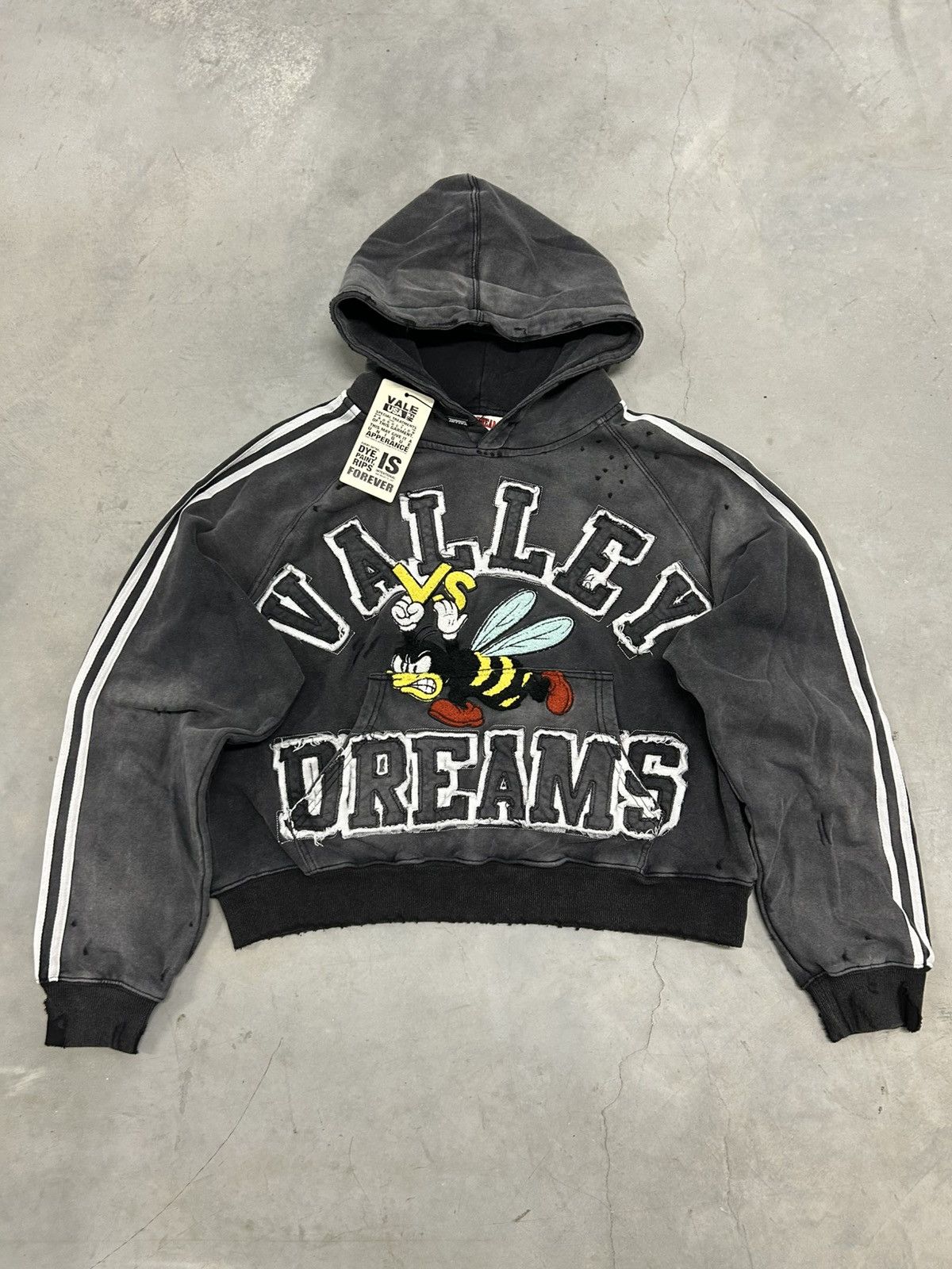 Vale Forever Valley Dreams Black/Grey Anthem Pullover Hoodie