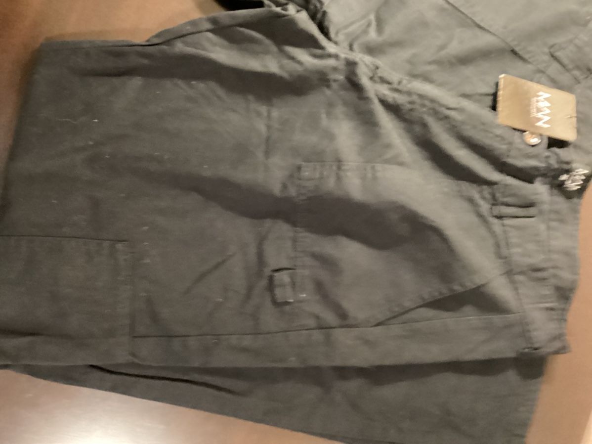 Other Boohoo Man NWT Men’s cargo pants Size 36 Black Size US 36 / EU 52 - 3 Thumbnail