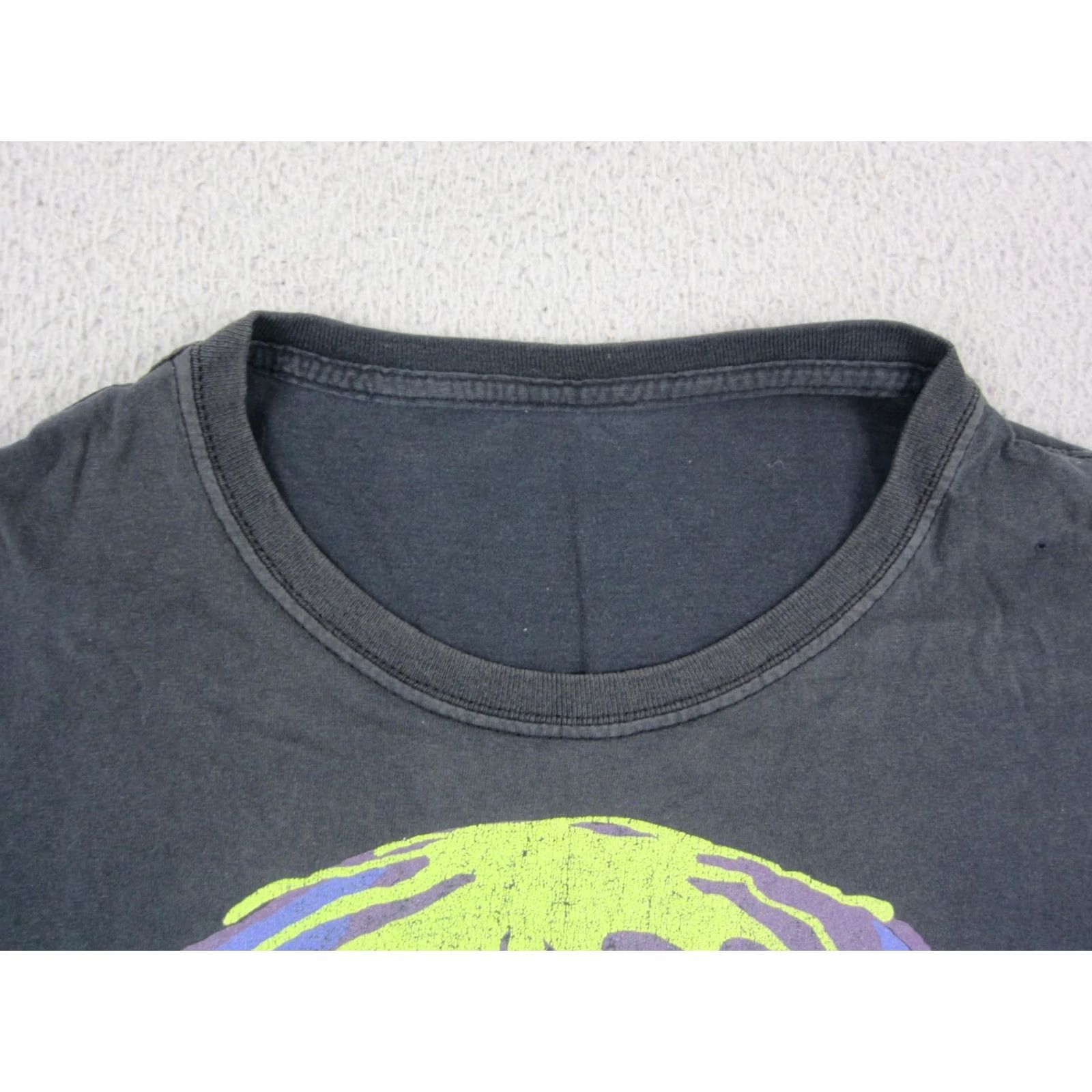 Vintage VINTAGE Skull Shirt Mens M Black Neon Drip Goth Punk Grunge 90s Y2K Military 90s Womens Mens Boys Girls Size US M / EU 48-50 / 2 - 5 Thumbnail