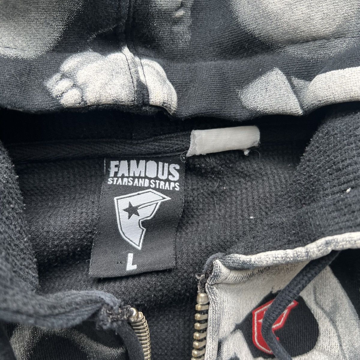 Vintage Famous Stars & Straps Skull hoodie chrome Size US L / EU 52-54 / 3 - 9 Thumbnail