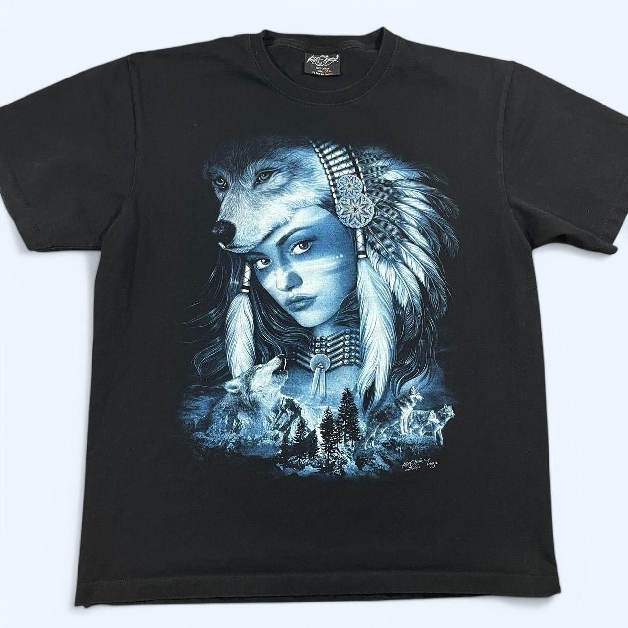 Vintage Vintage Y2K Native American Wolf Girl T-Shirt Size US XL / EU 56 / 4 - 1 Thumbnail