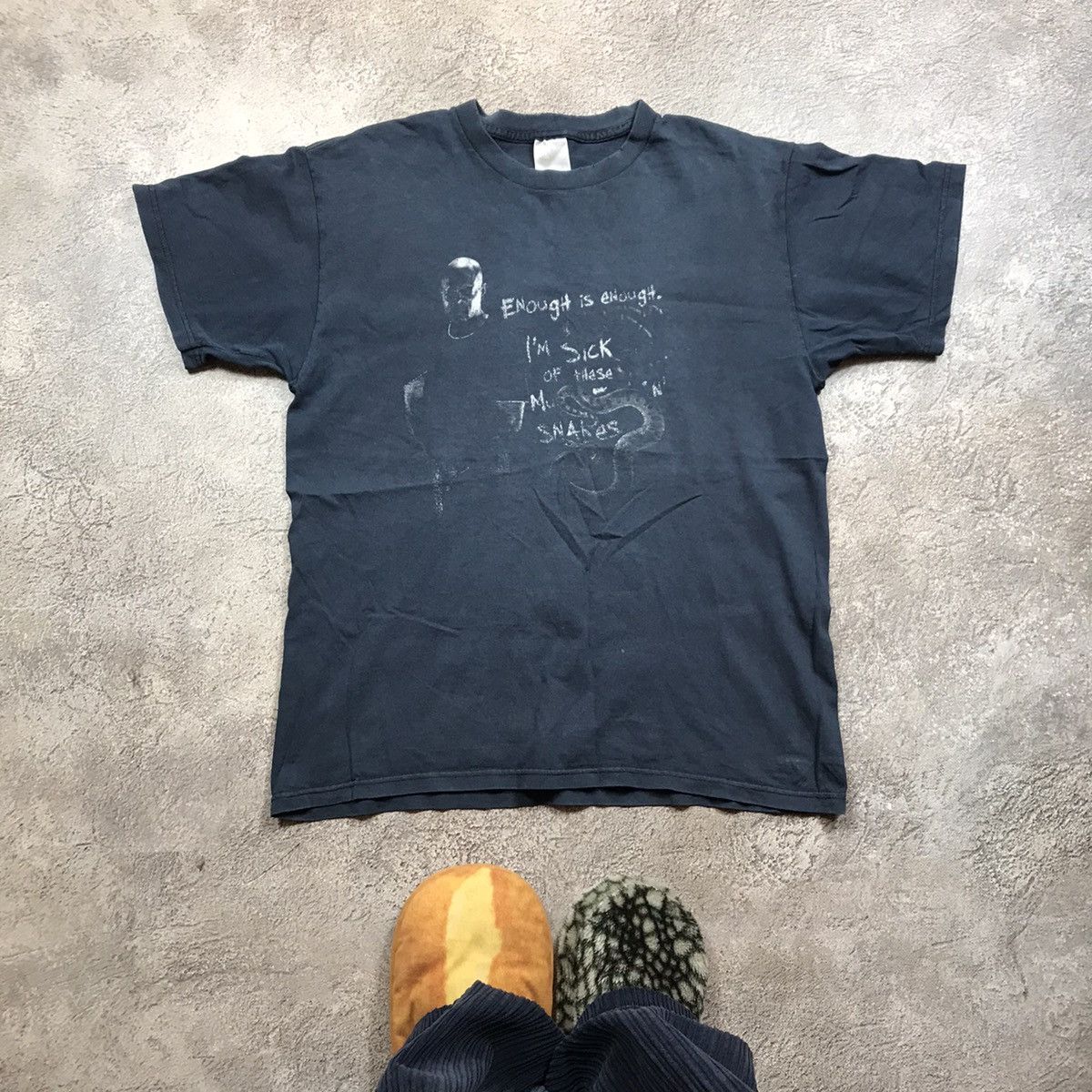 Vintage Vintage 90s Sun Faded Graphic Tee Grunge Skate Y2K Baggy L Size US L / EU 52-54 / 3 - 1 Thumbnail