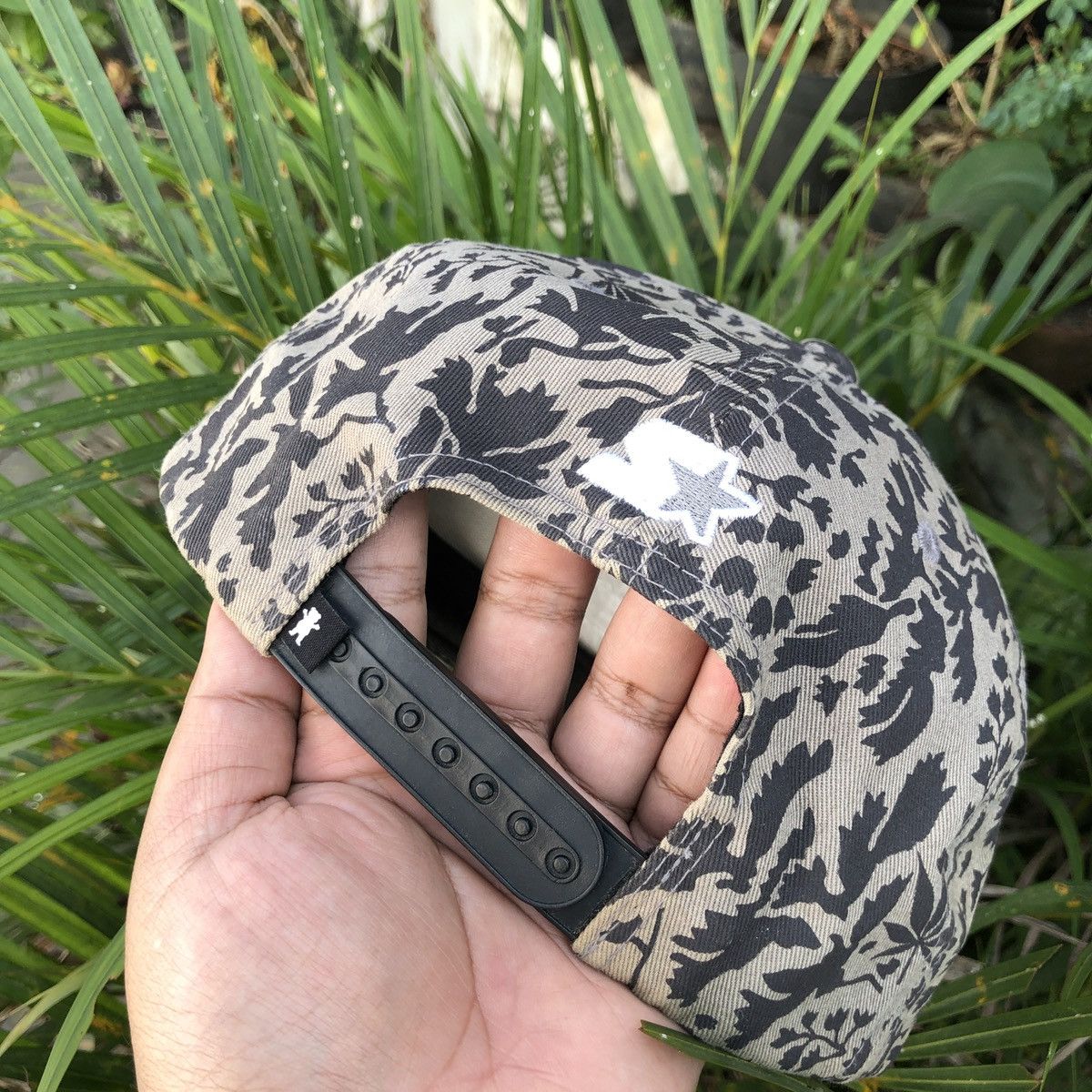 Grizzly Griptape × Starter VTG GRIZZLY X STARTER SNAPBACK Size ONE SIZE - 4 Thumbnail