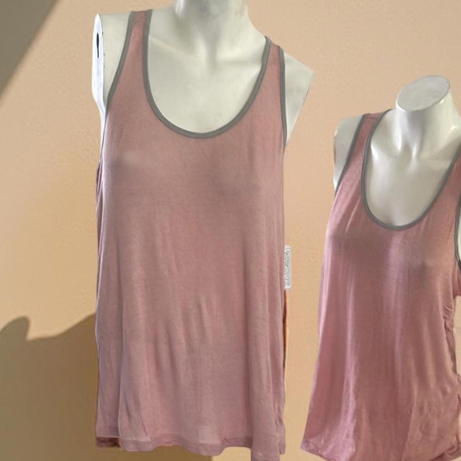 Other 2 Pack Women's Pink light and airy Yoga tank top NWT Size M / US 6-8 / IT 42-44 - 2 Thumbnail