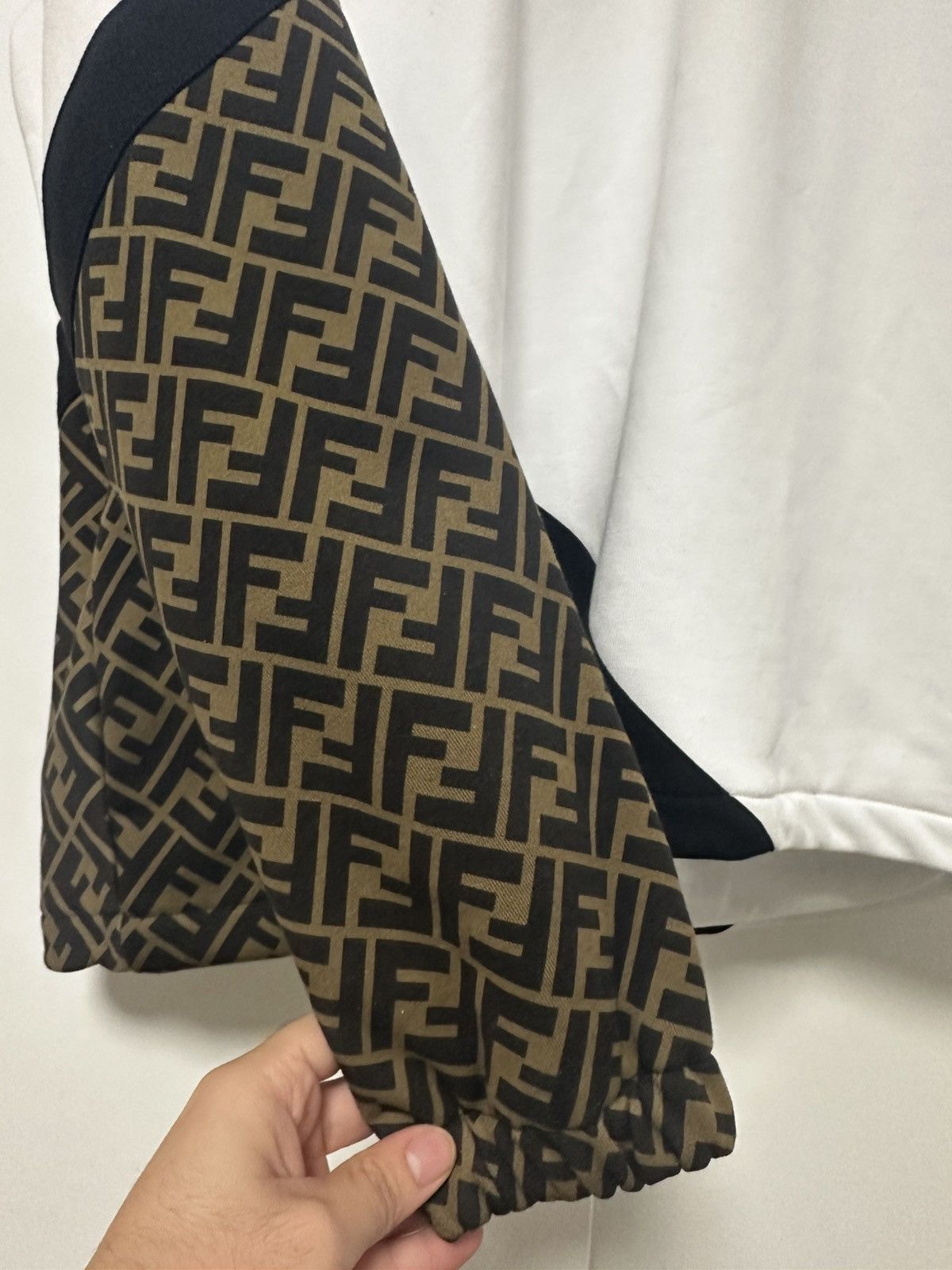 Fendi Fendi White FF Hoodie Size US L / EU 52-54 / 3 - 3 Thumbnail