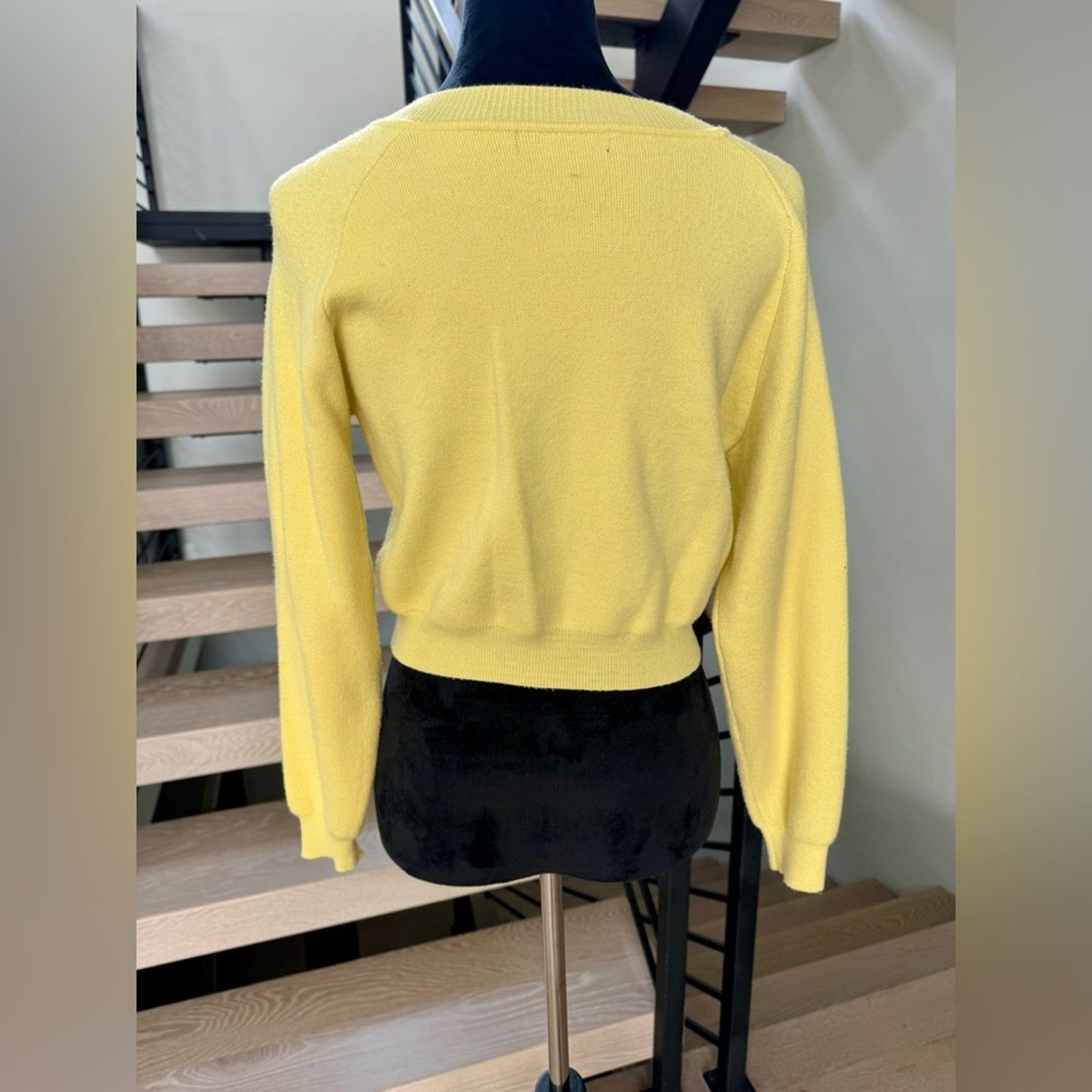 Other New Y2K Yellow Women's Crew Neck Sweater Accents size XS Size XS / US 0-2 / IT 36-38 - 5 Thumbnail