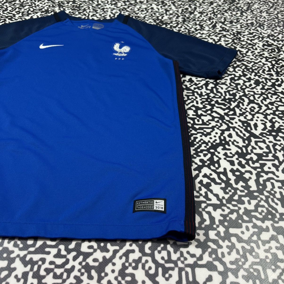 Nike Vintage Y2K Nike France Soccer Blokecore Style Jersey Tshirt Size S / US 4 / IT 40 - 10 Thumbnail