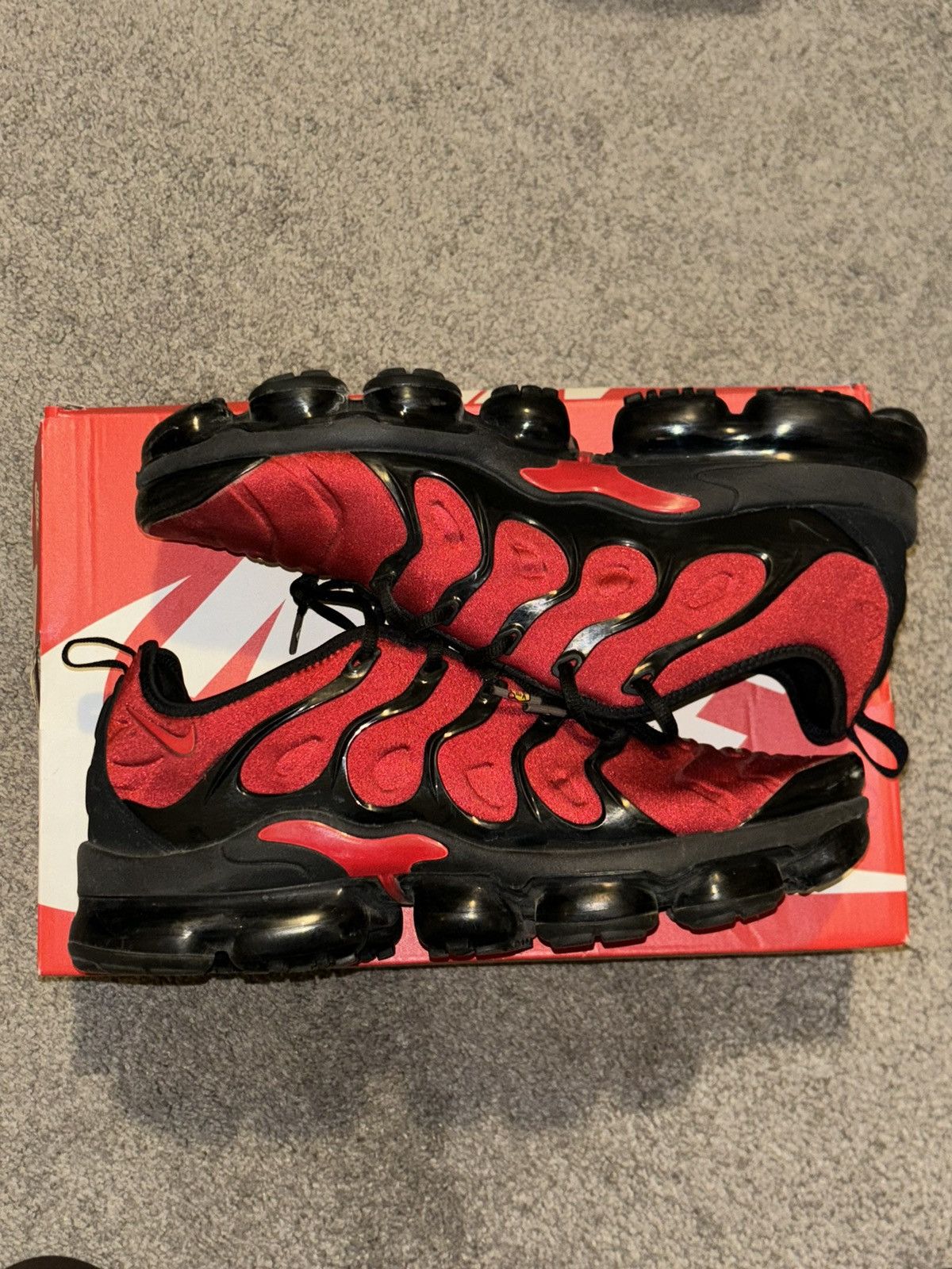 Nike Nike Air Vapormax Plus Size US 11.5 / EU 44-45 - 1 Thumbnail