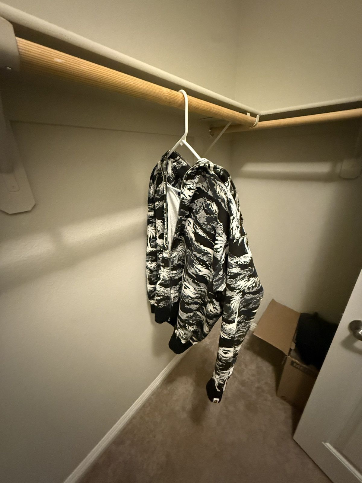 Bape A Bathing Ape Shark Zipup Size US M / EU 48-50 / 2 - 2 Thumbnail