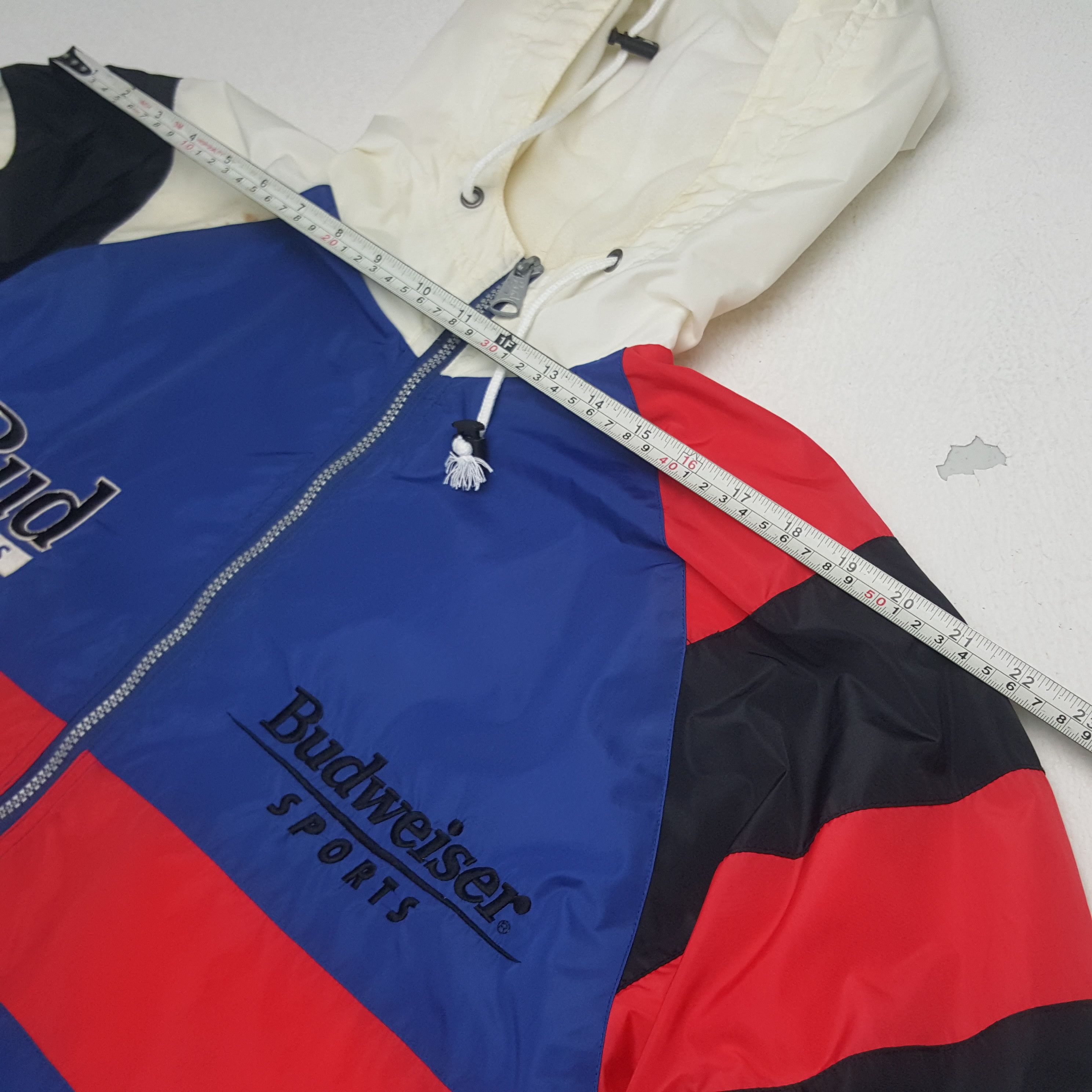 Budweiser × Vintage Vintage Budweiser Sport Windbreaker Hoodie Jacket Size US M / EU 48-50 / 2 - 6 Thumbnail