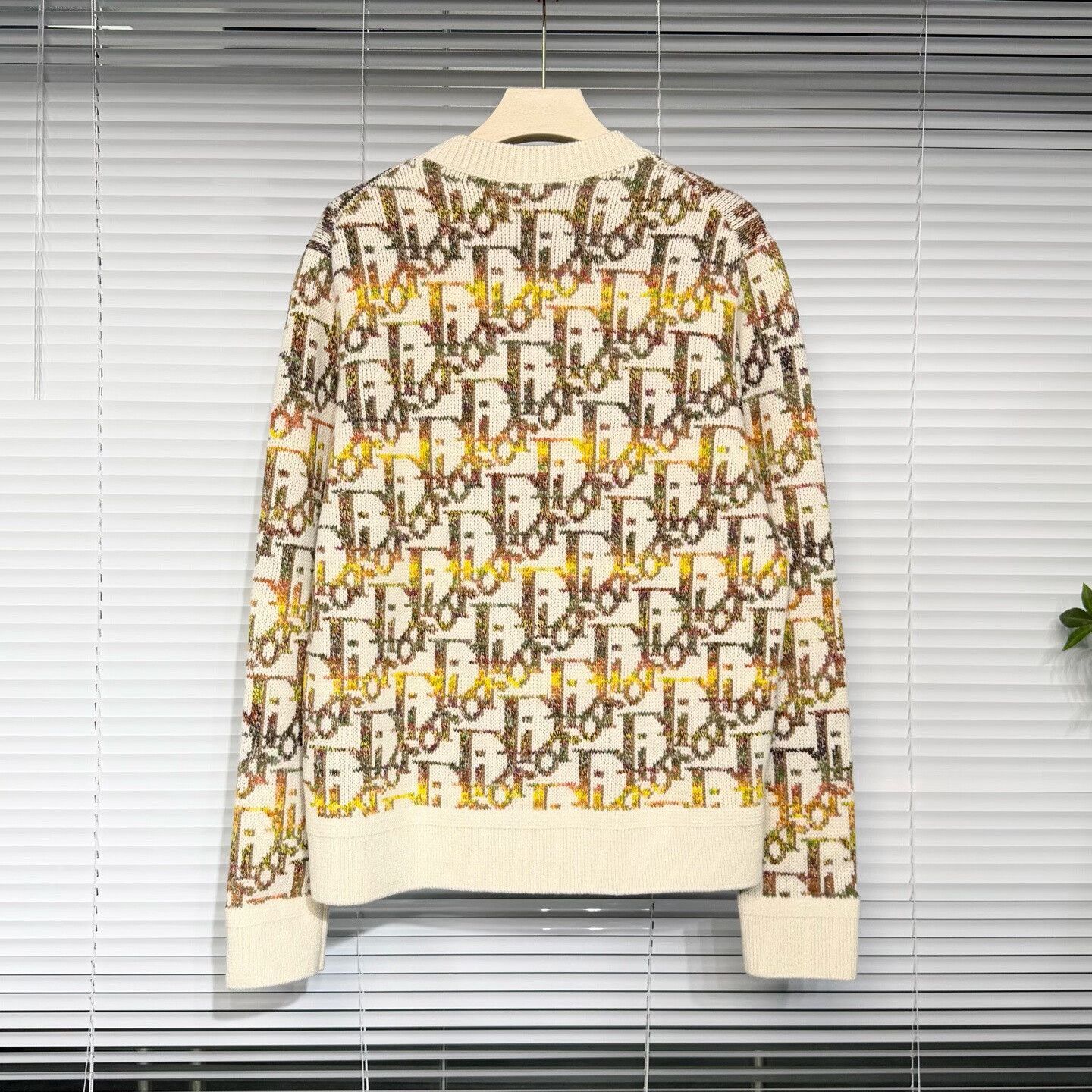 Dior dior yellow knitted logo sweater xl Size US XL / EU 56 / 4 - 2 Thumbnail