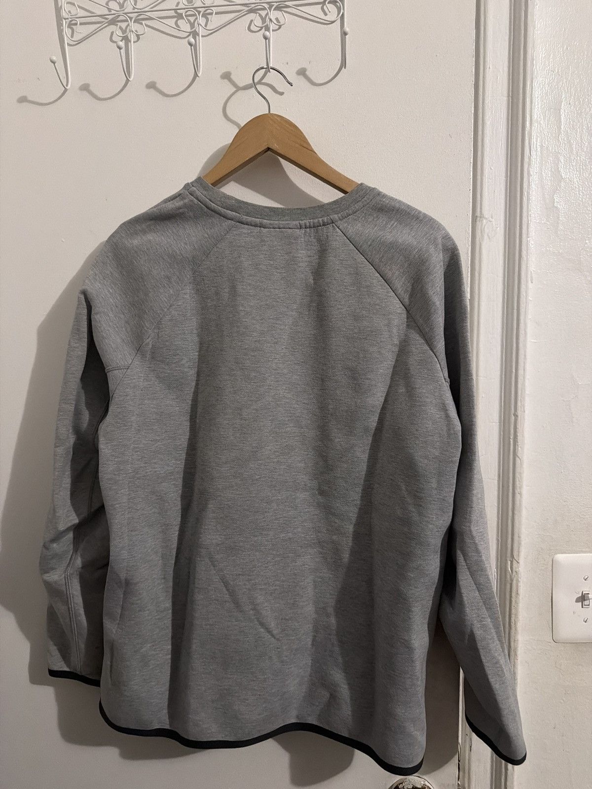 Nike Nike tech crew neck Size US M / EU 48-50 / 2 - 2 Thumbnail