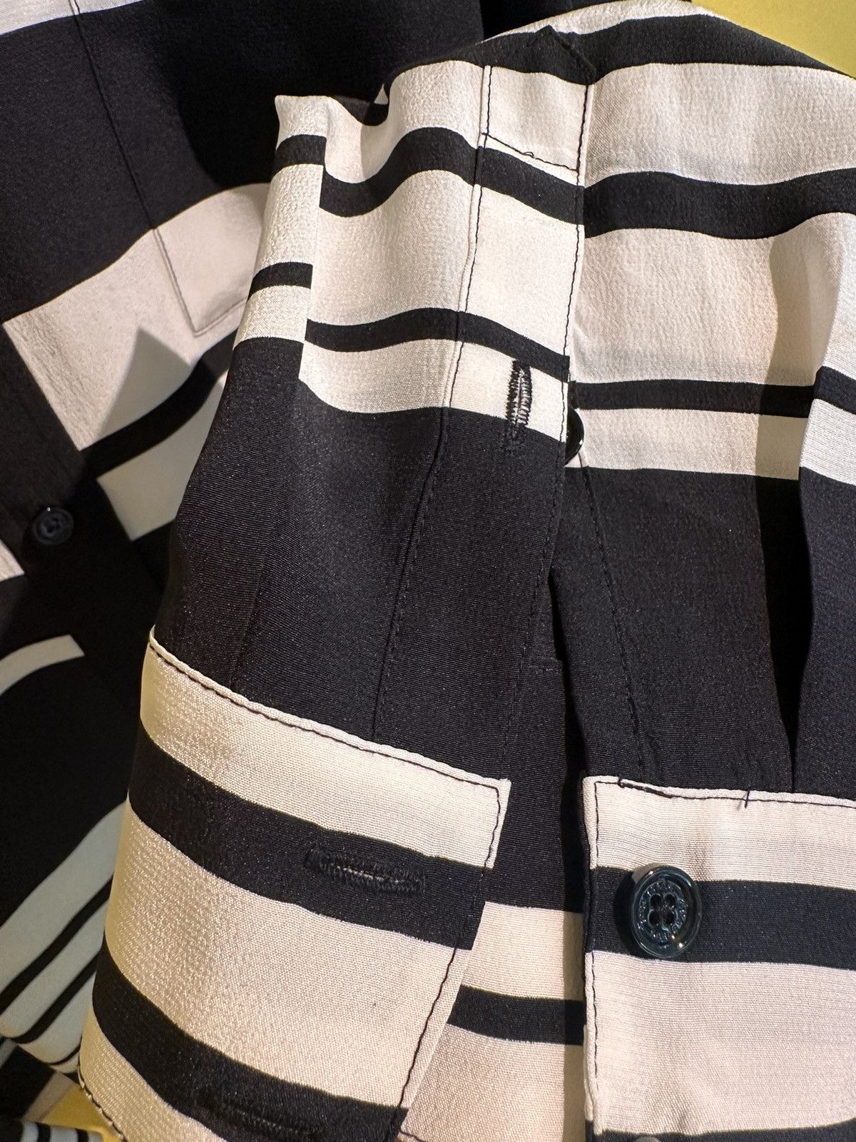 Kate Spade Kate Spade Shirt Size ONE SIZE - 7 Thumbnail