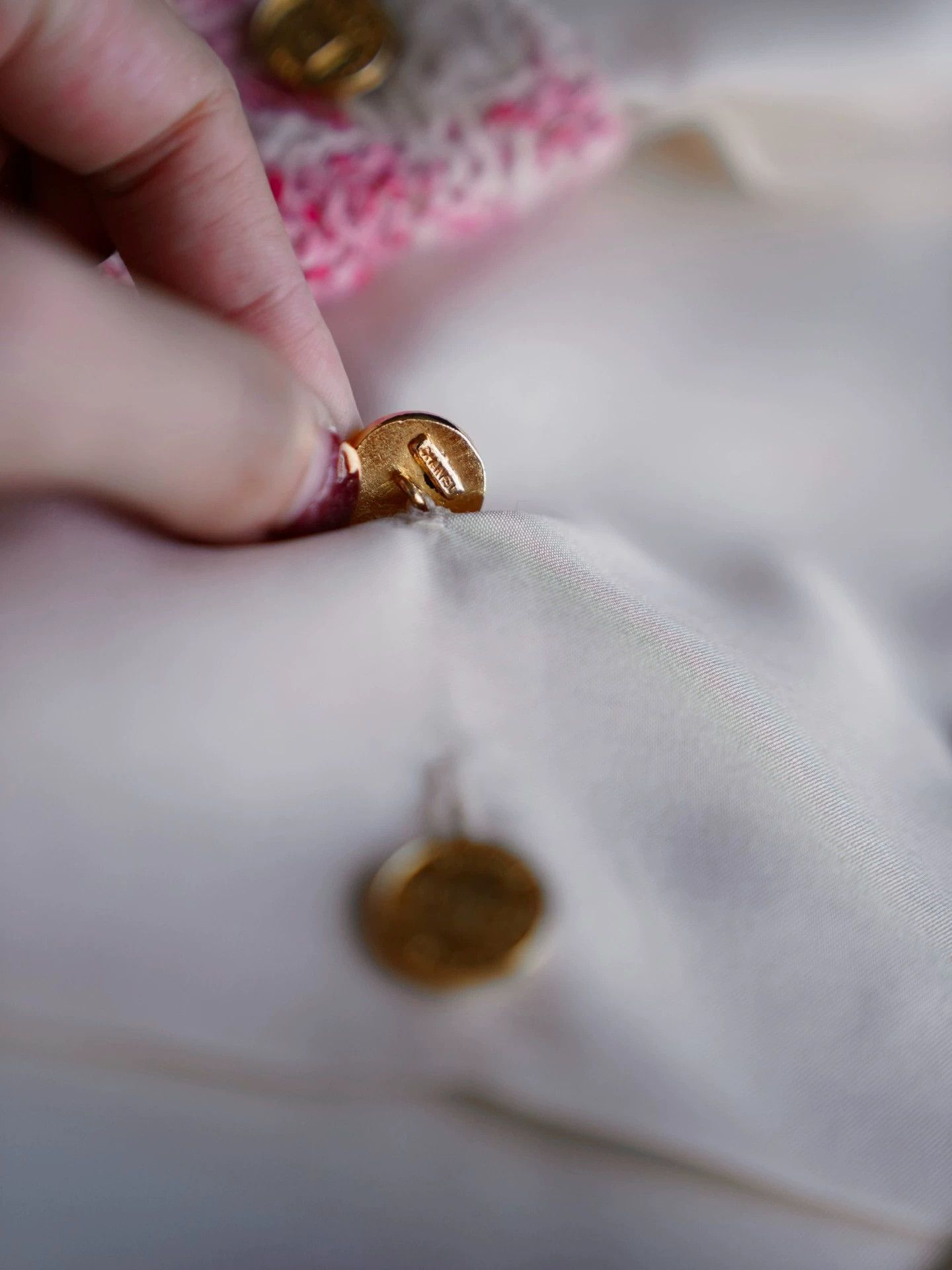 Chanel Chanel Vintage Cream Silk Pink Tweed Oversized CC Shirt FR40 Size M / US 6-8 / IT 42-44 - 5 Thumbnail