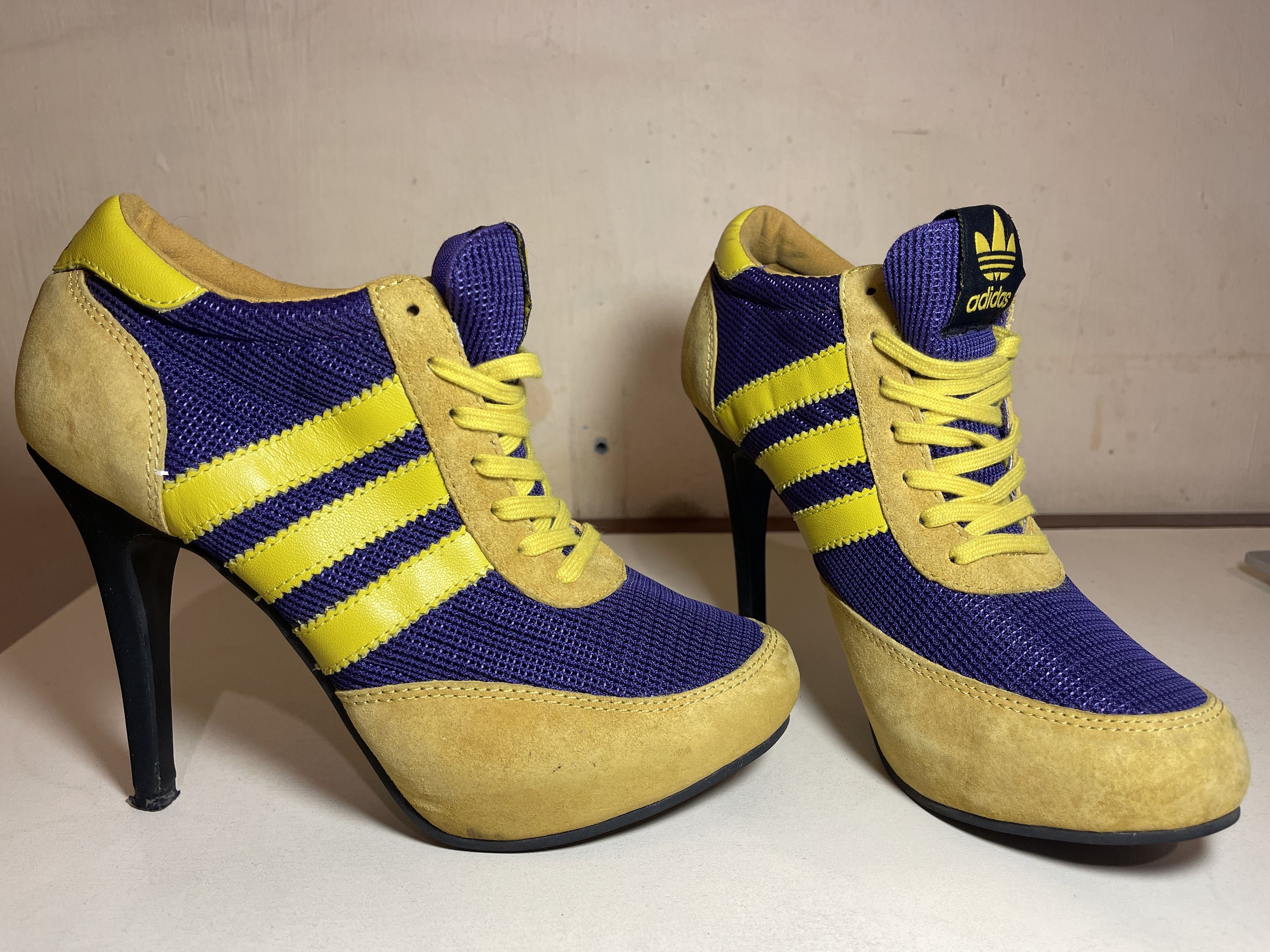 Adidas × Jeremy Scott Adidas Jeremy Scott Arrow Hi Heel M21530 Platform size 6,5 Size US 6.5 / IT 36.5 - 3 Thumbnail
