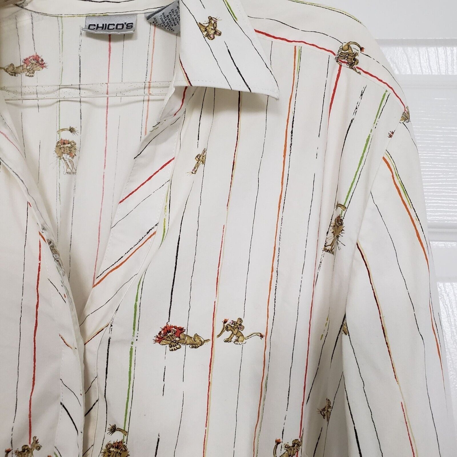 Designer Chicos 3 Lions Shirt Womens Size XL Long Sleeve White Stripe Size XL / US 12-14 / IT 48-50 - 2 Thumbnail