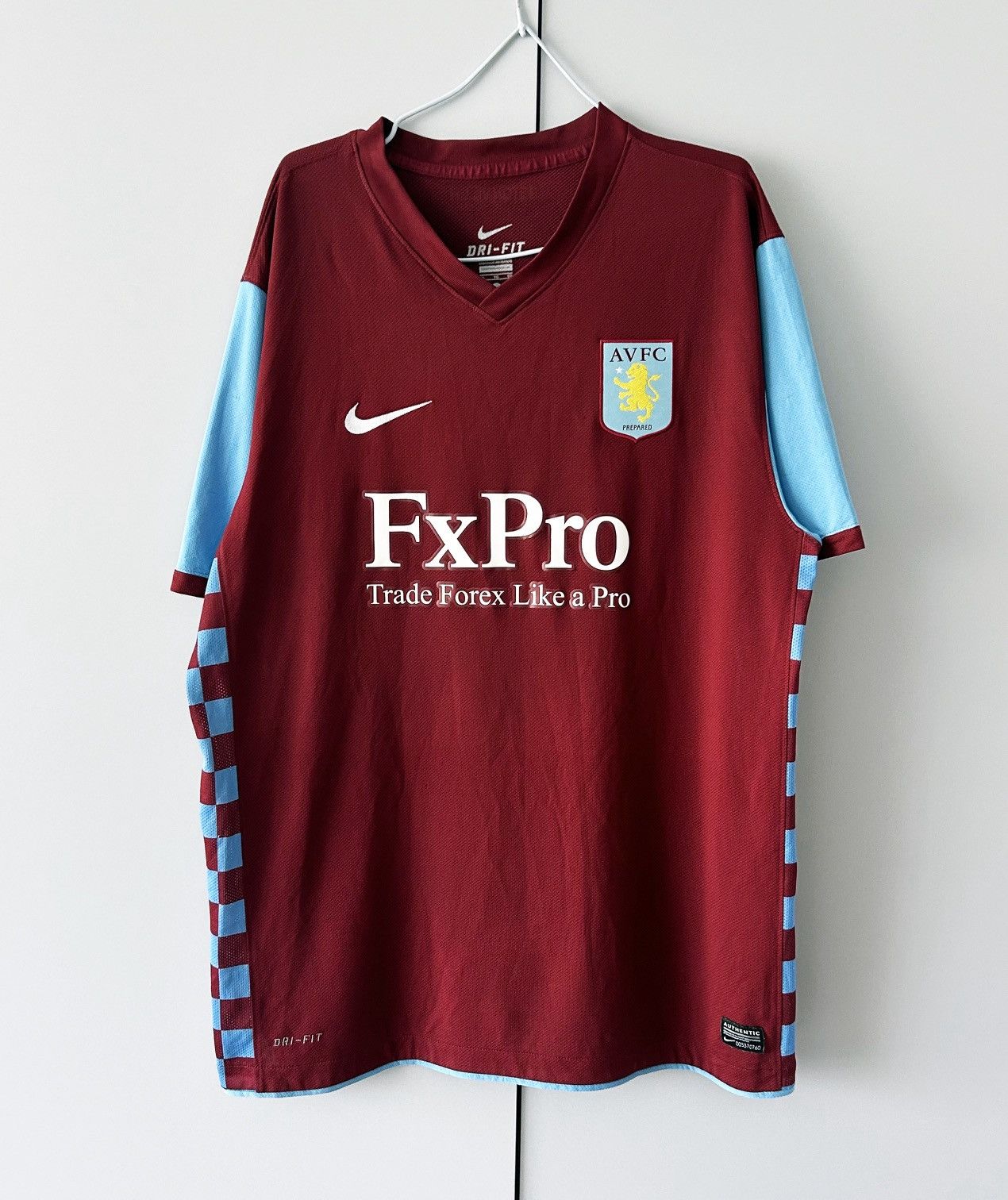 Other Jersey Aston Villa 2011 2012 #4 Macdonald Nike vintage Size US XL / EU 56 / 4 - 2 Thumbnail