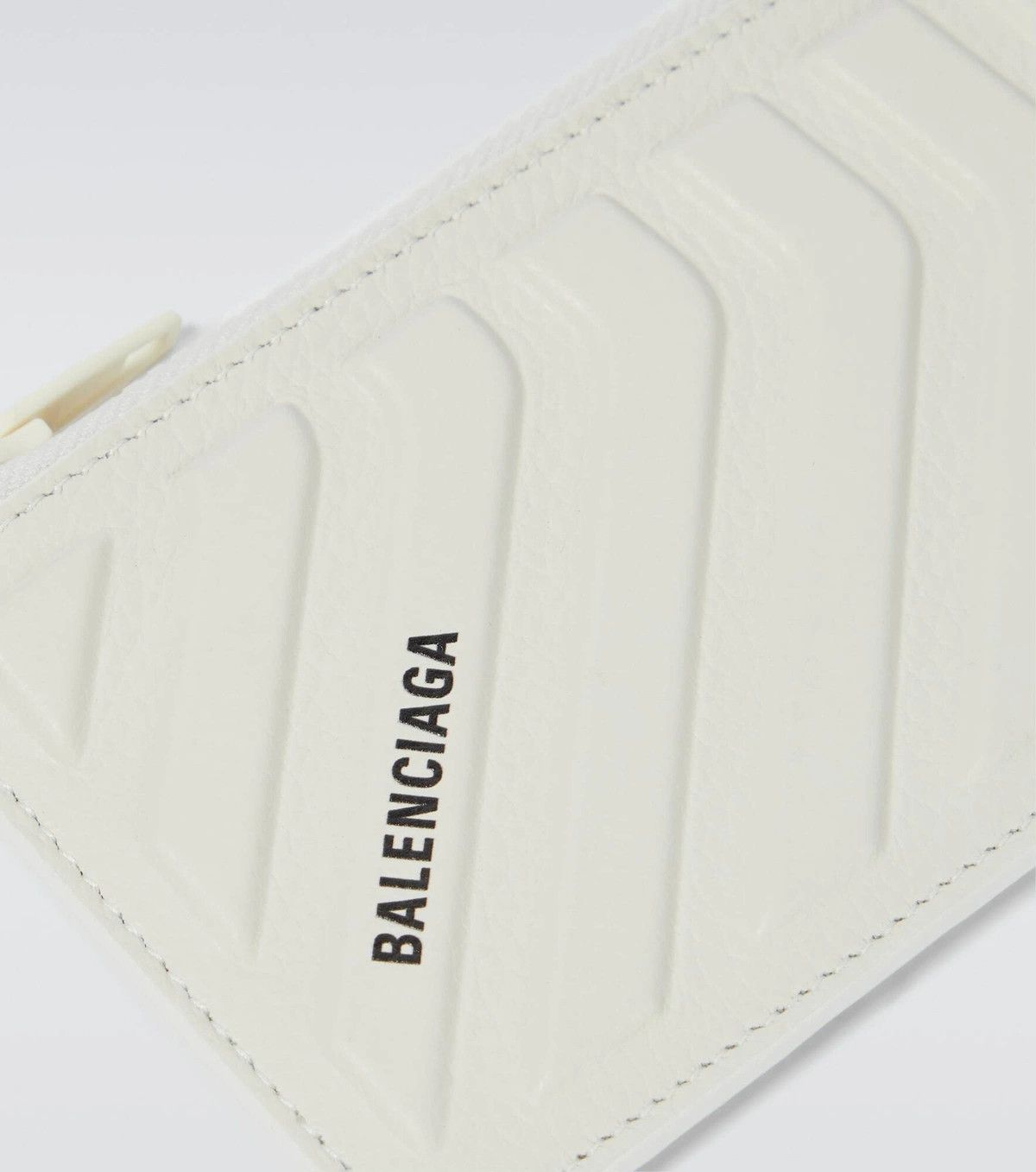 Balenciaga o1y0626 Size : OS / Wallet in White Size ONE SIZE - 3 Thumbnail
