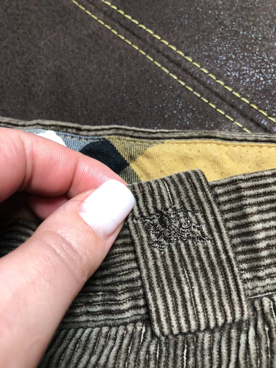 Burberry Burberry denim jeans featuring an embossed leather patch Size US 28 / EU 44 - 14 Thumbnail
