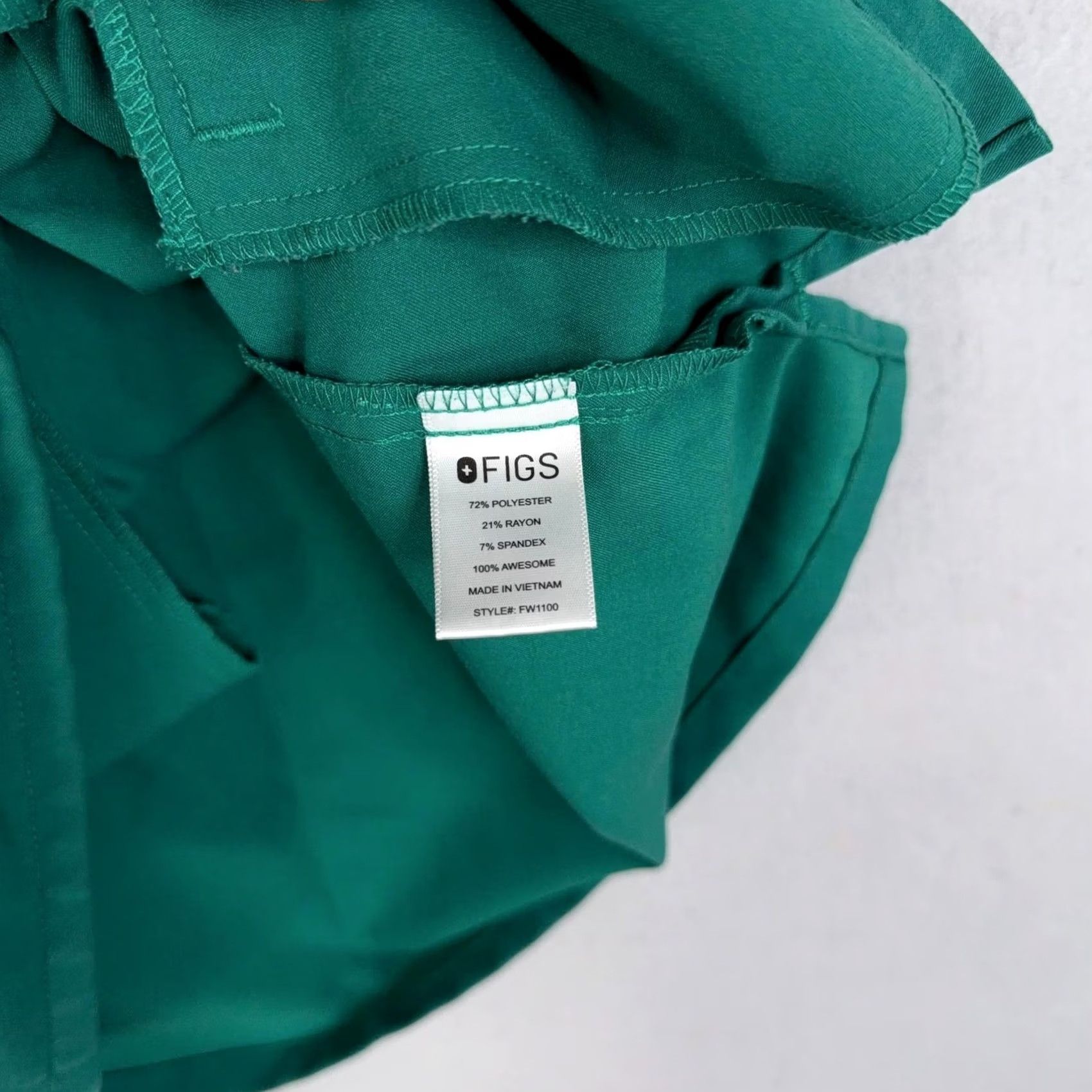 Vintage FIGS Shirt Womens Small Green Technical Collection V Neck Scrub Top Pockets Size S / US 4 / IT 40 - 4 Thumbnail