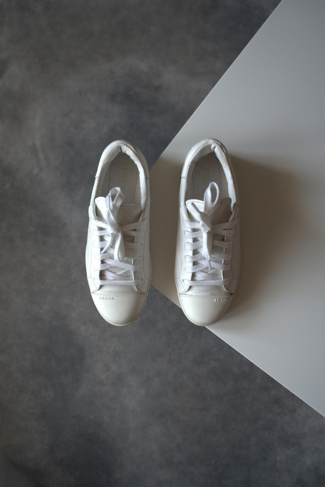 Prada Prada Logo Leather Low Sneakers White / Red Women US8.5 Size US 8.5 / IT 38.5 - 6 Thumbnail