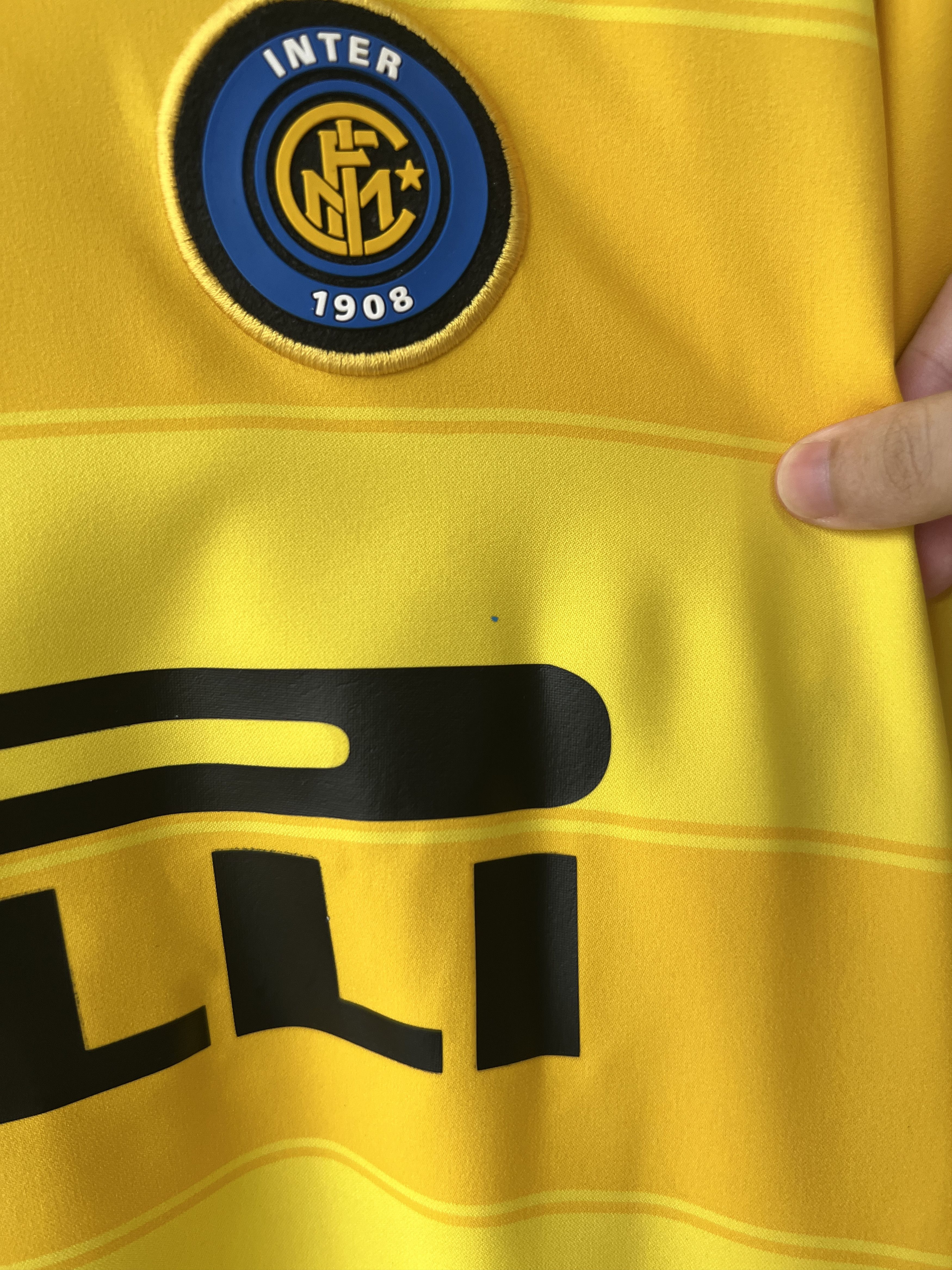 Nike (L) Inter Milan 2003-04 Away Kit Adriano #10 Size US L / EU 52-54 / 3 - 7 Thumbnail