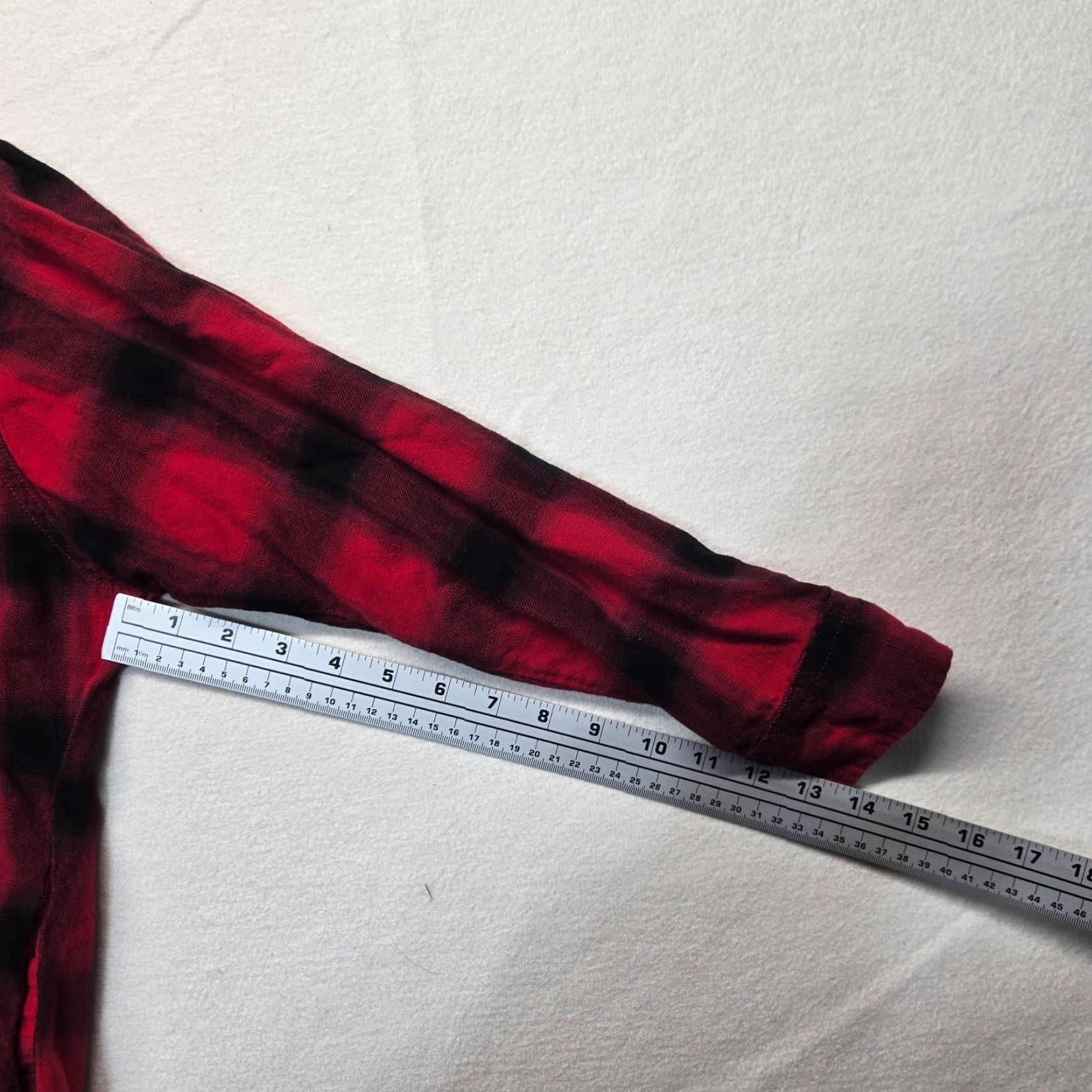 Mossimo Mossimo Supply Co Shirt Over Size Plaid Flannel Adult Men's Size S Small Red Cotton Button-Up Size S / US 4 / IT 40 - 6 Thumbnail