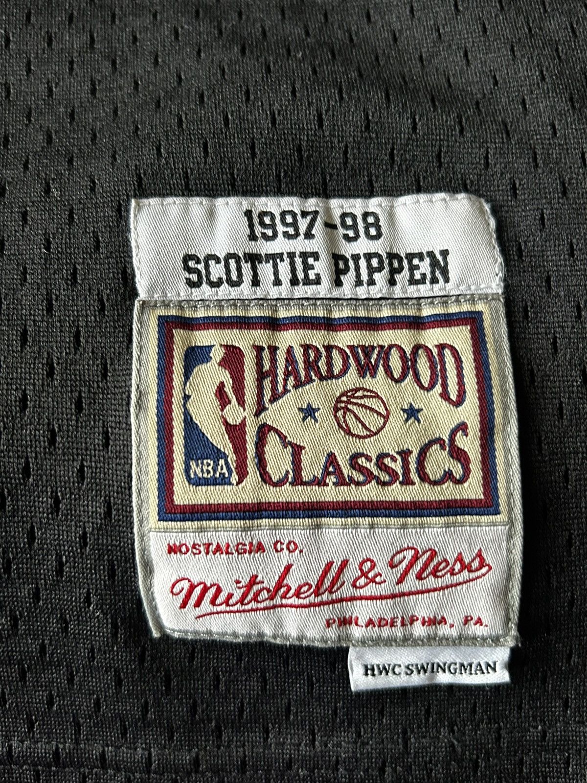 Mitchell & Ness Scottie Pippen Chicago Bulls Retro Jersey Size US XL / EU 56 / 4 - 3 Thumbnail
