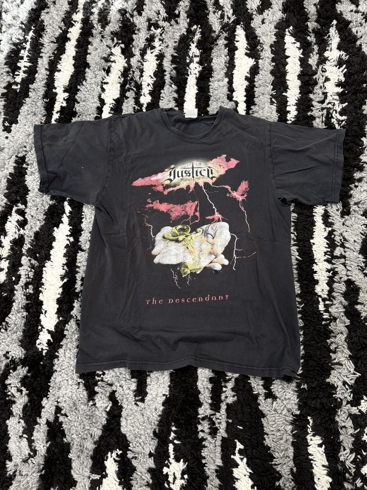 Band Tees Justice 00s band tee trashed distressed worn to perfection Size US M / EU 48-50 / 2 - 1 Thumbnail