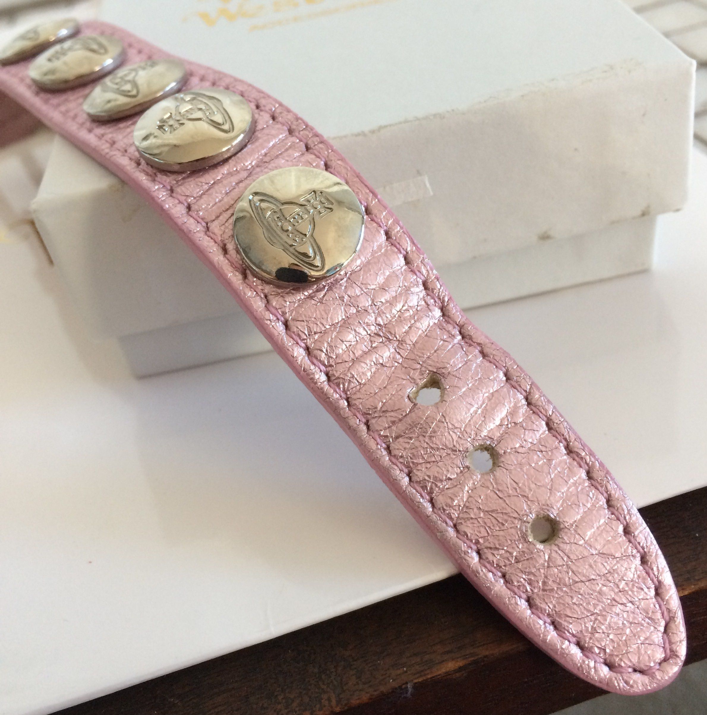 Vivienne Westwood S/S 2003 Vivenne Westwood Studded Leather Orb Bracelet +box Size ONE SIZE - 5 Thumbnail