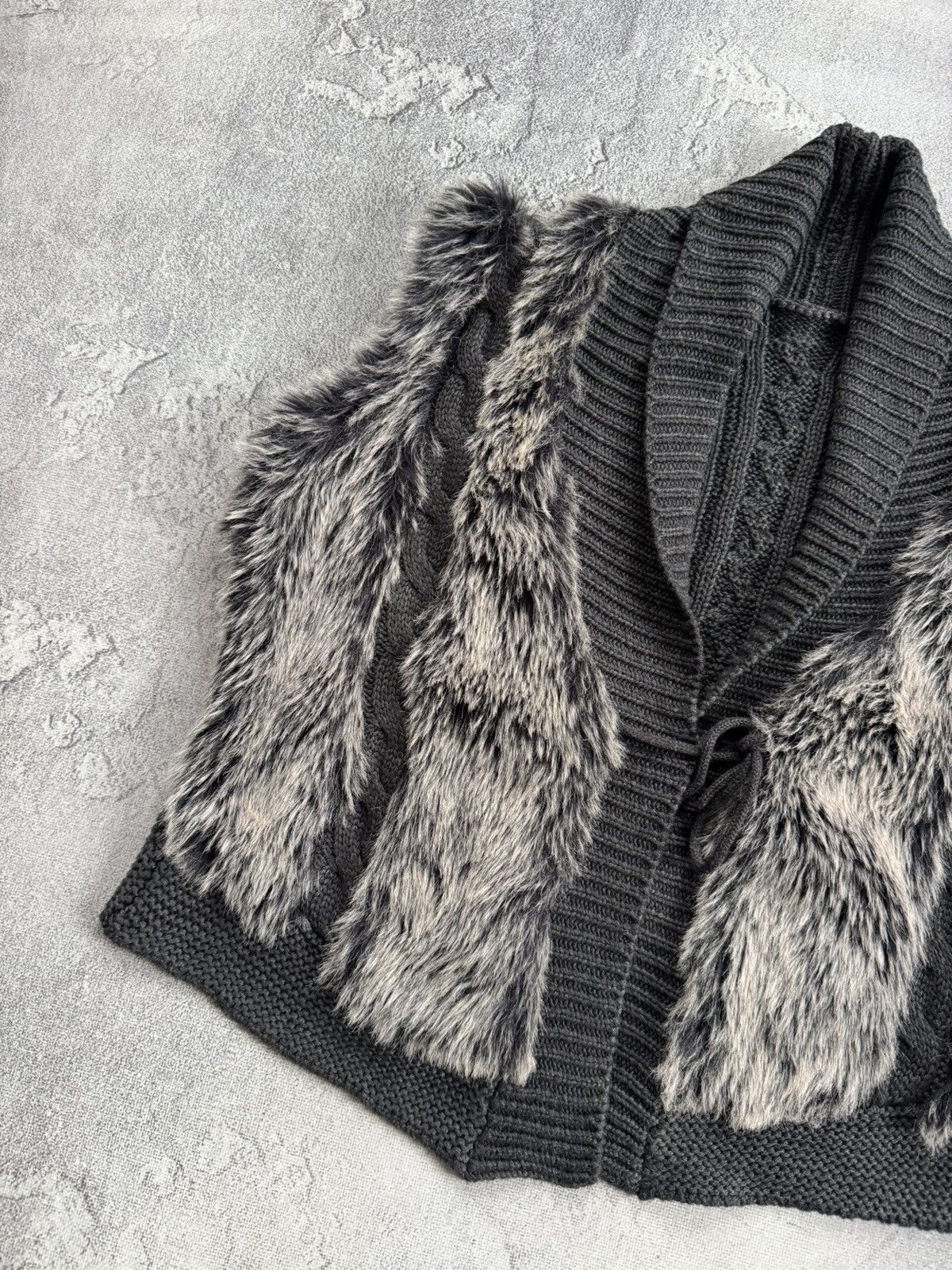 If Six Was Nine Retro Vest faux fur sweater sleeveless jacket Y2K L.G.B. Size XL / US 12-14 / IT 48-50 - 7 Thumbnail