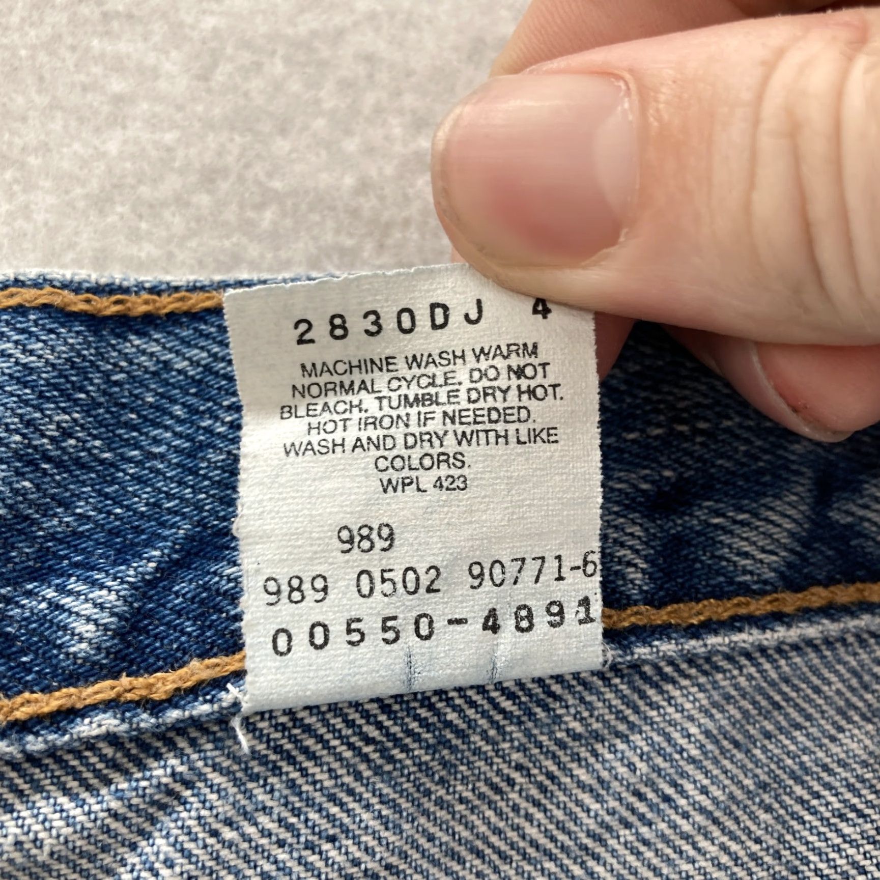 Levi's VINTAGE Levi's 550 Jeans Mens 40x30 Blue Relaxed Fit Tapered Leg Denim 2002 Y2K Size US 40 / EU 56 - 5 Thumbnail