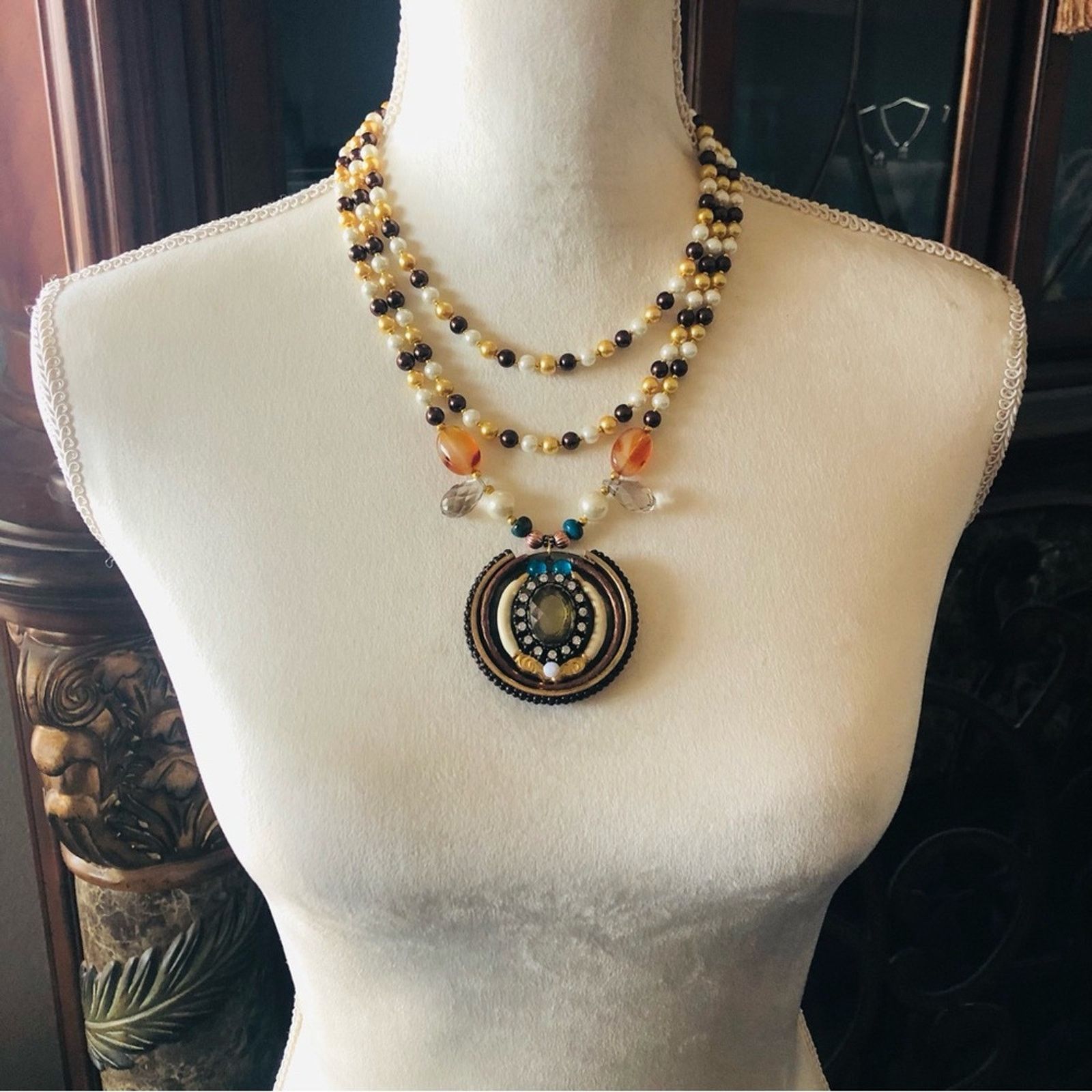 Handmade Handcrafted repurpose large amulet pendant Pearl necklace Size ONE SIZE - 5 Thumbnail