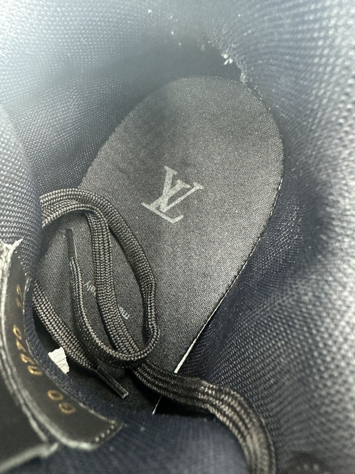 Louis Vuitton Louis Vuitton Sneakers Size US 12.5 / EU 45-46 - 15 Thumbnail